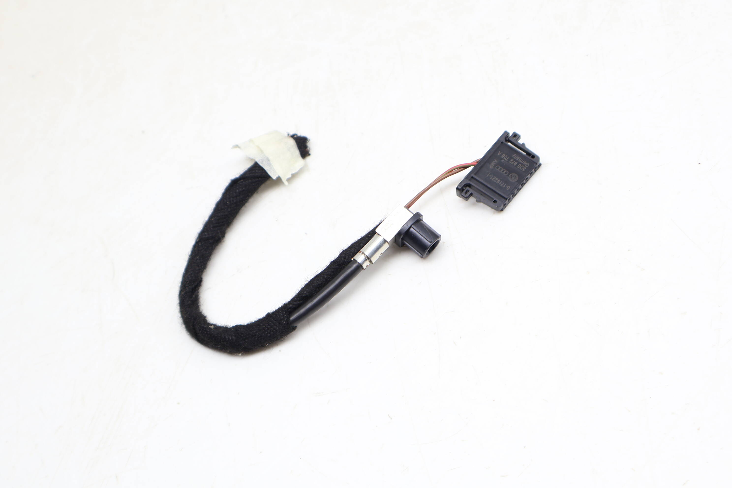 Mmi Navigation Screen Display Wiring Harness / Connector Set