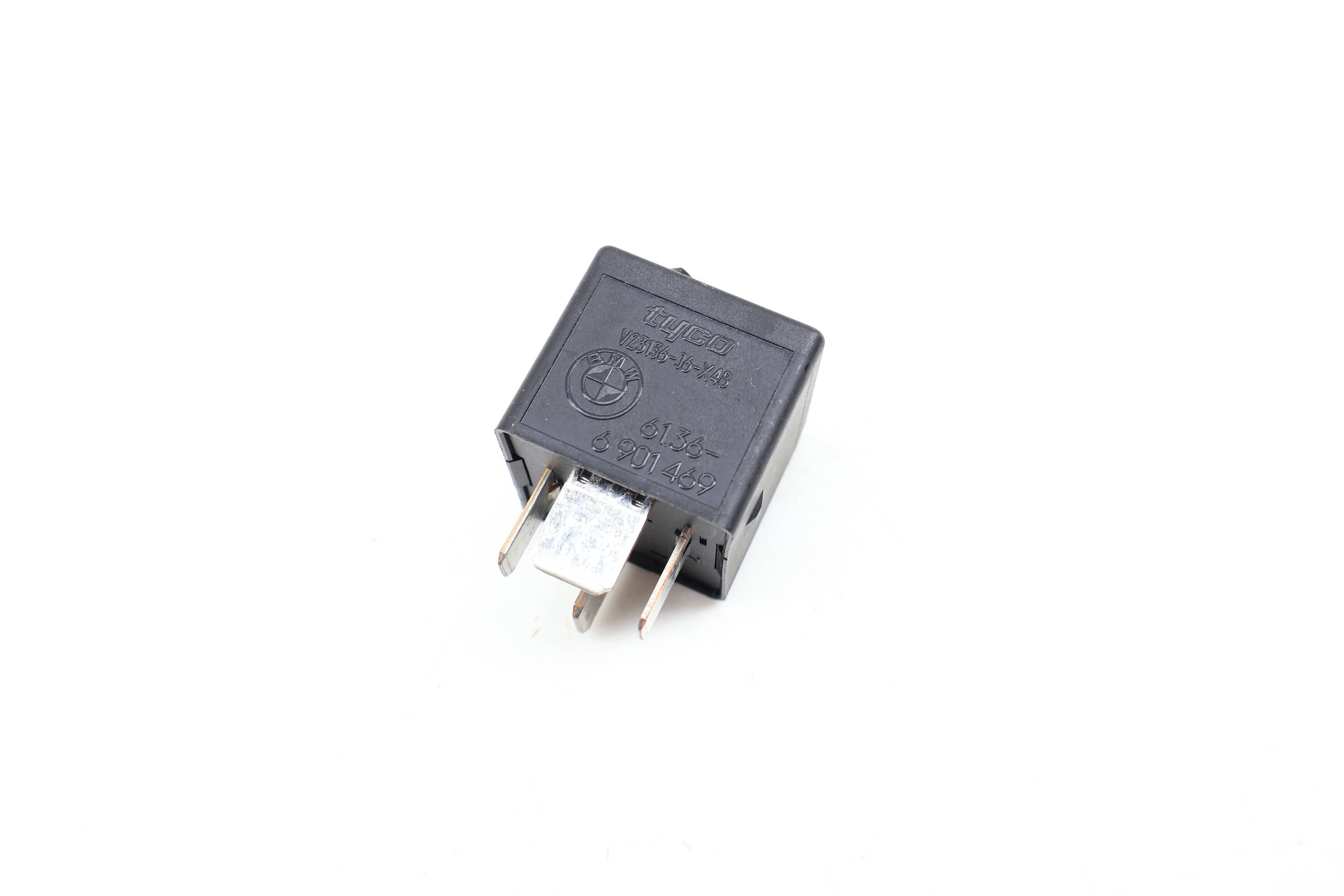 Relay 61366901469