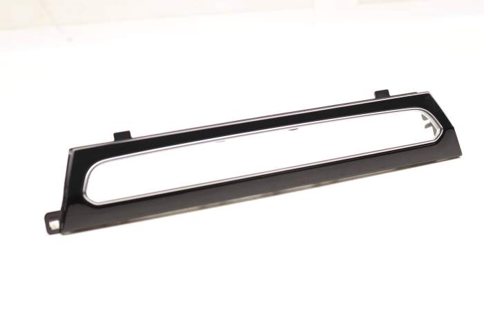 Upper Center Dash Multi Switch Trim / Bezel 4M1853240A main product photo