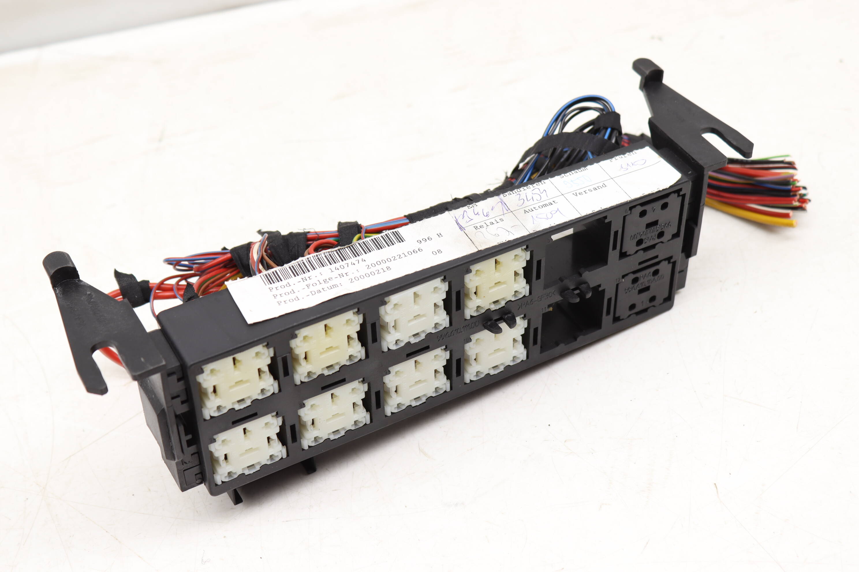 Fuse Box / Relay Plate 99661011100