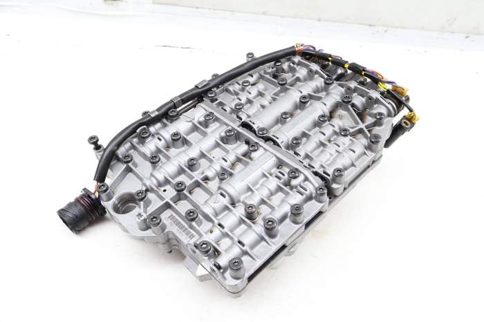 Transmission Valve Body / Mechatronic 98632561701 main product photo