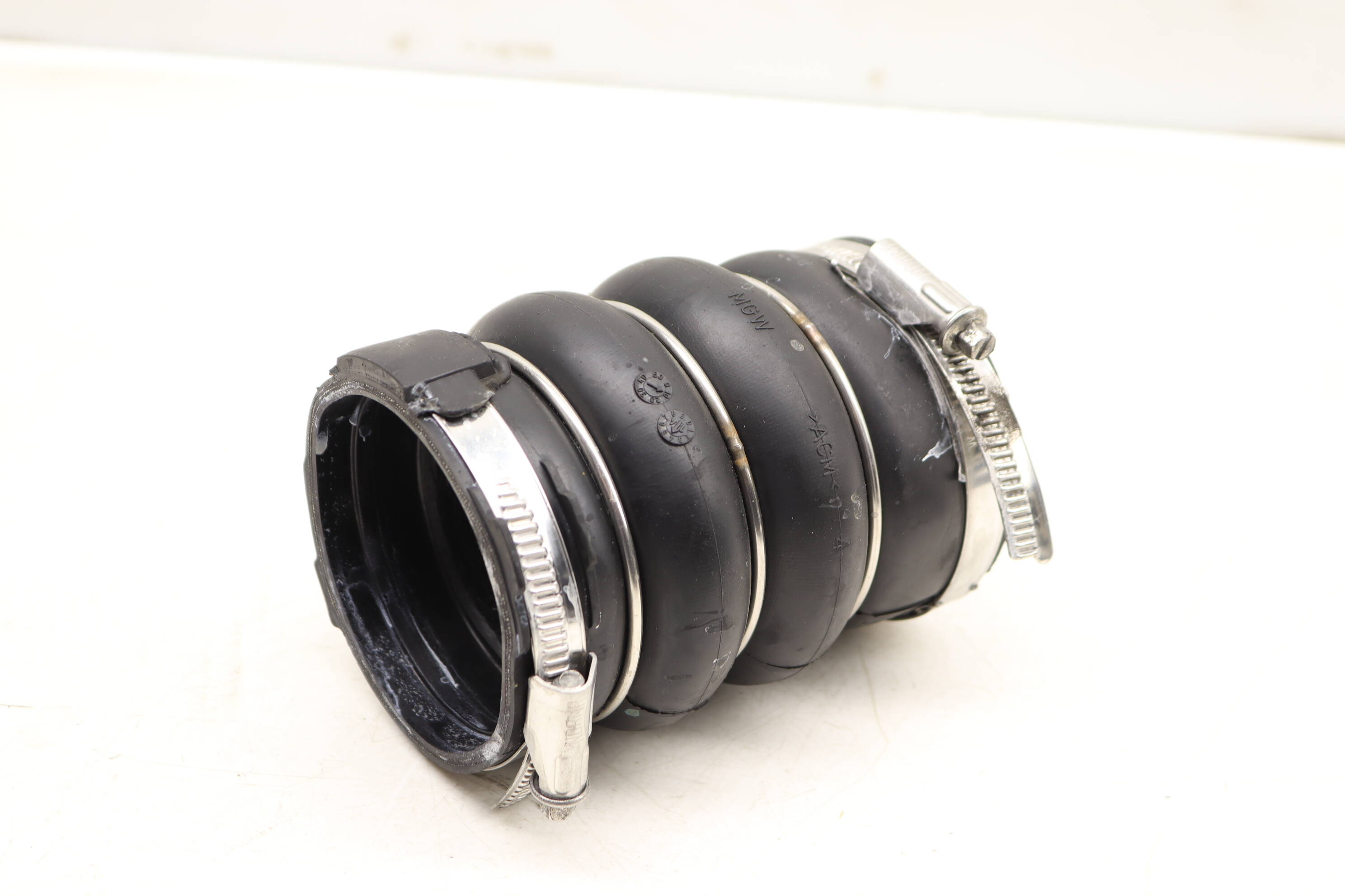 Turbo Intercooler Hose 95B145832A