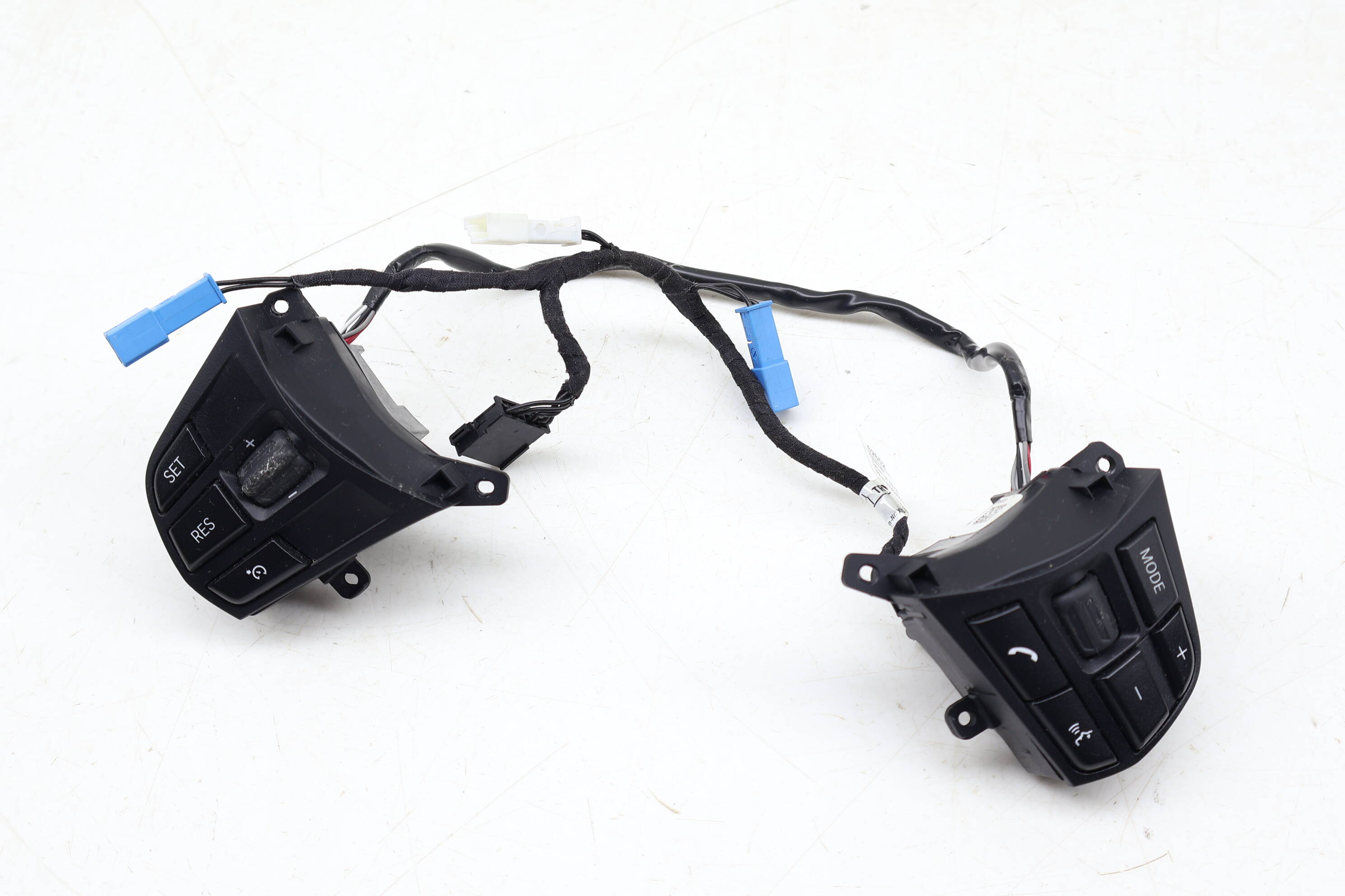 Steering Wheel Control Switch Set 61319261861