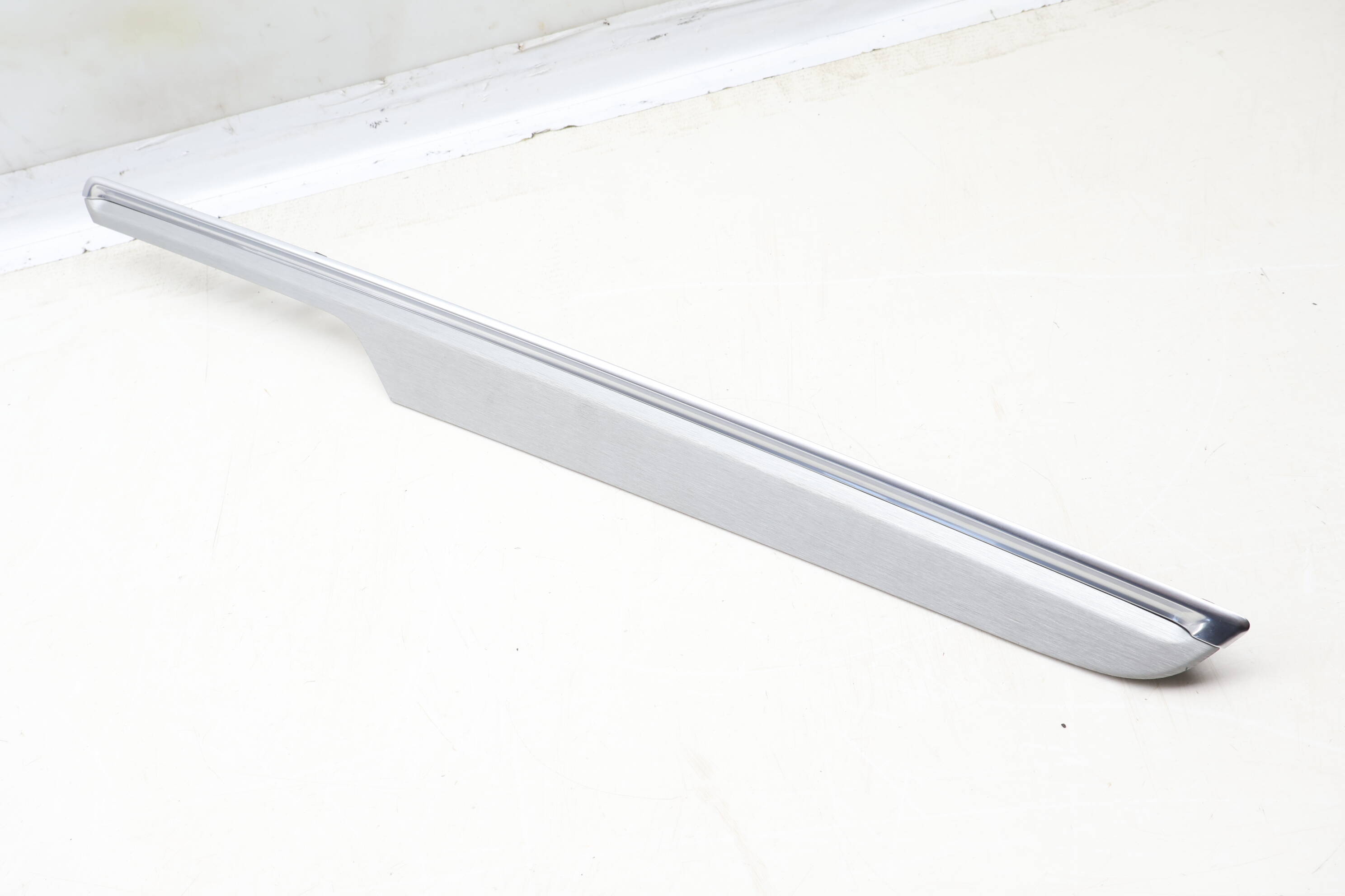 Door Panel Trim / Molding 95B867410E