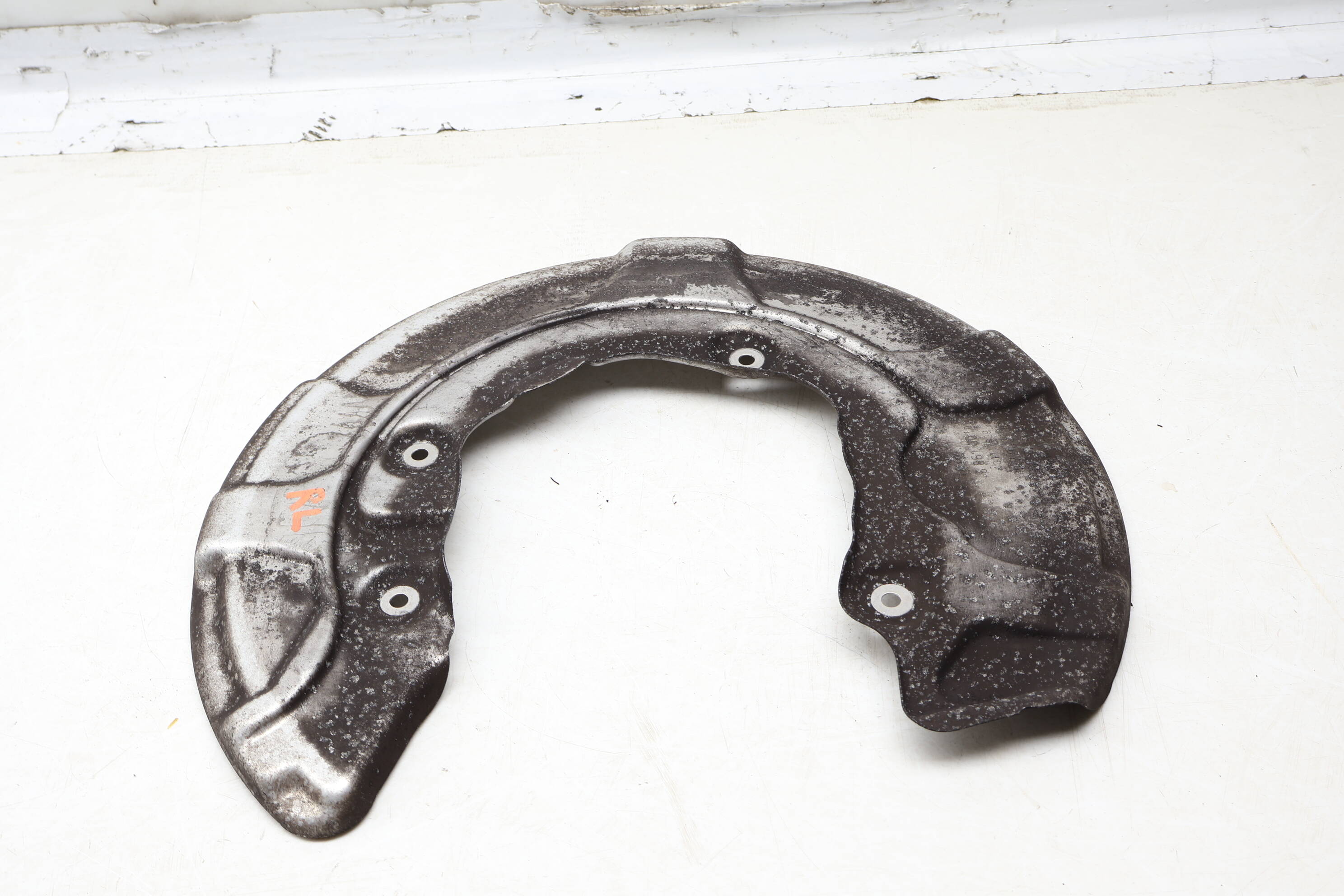 Brake Dust / Splash Shield 34206861801