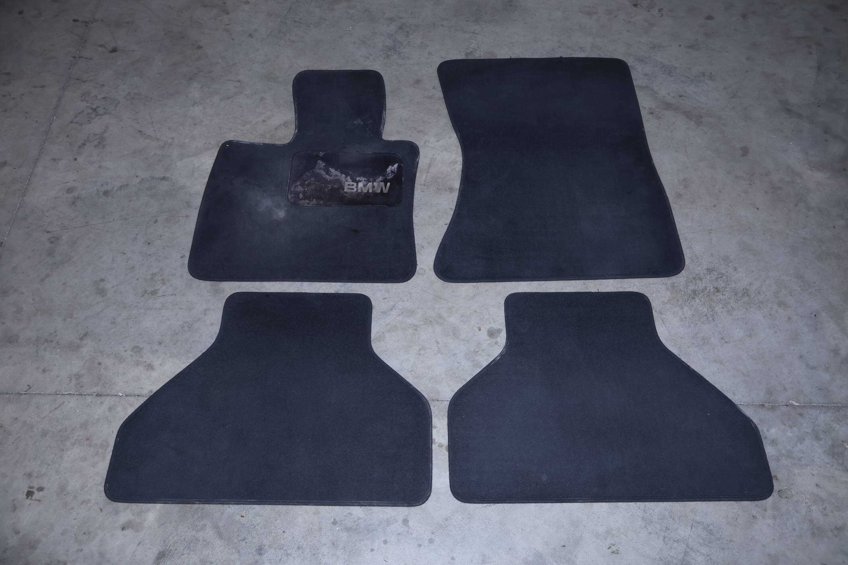 Carpet Floor Mat Set 82110439409