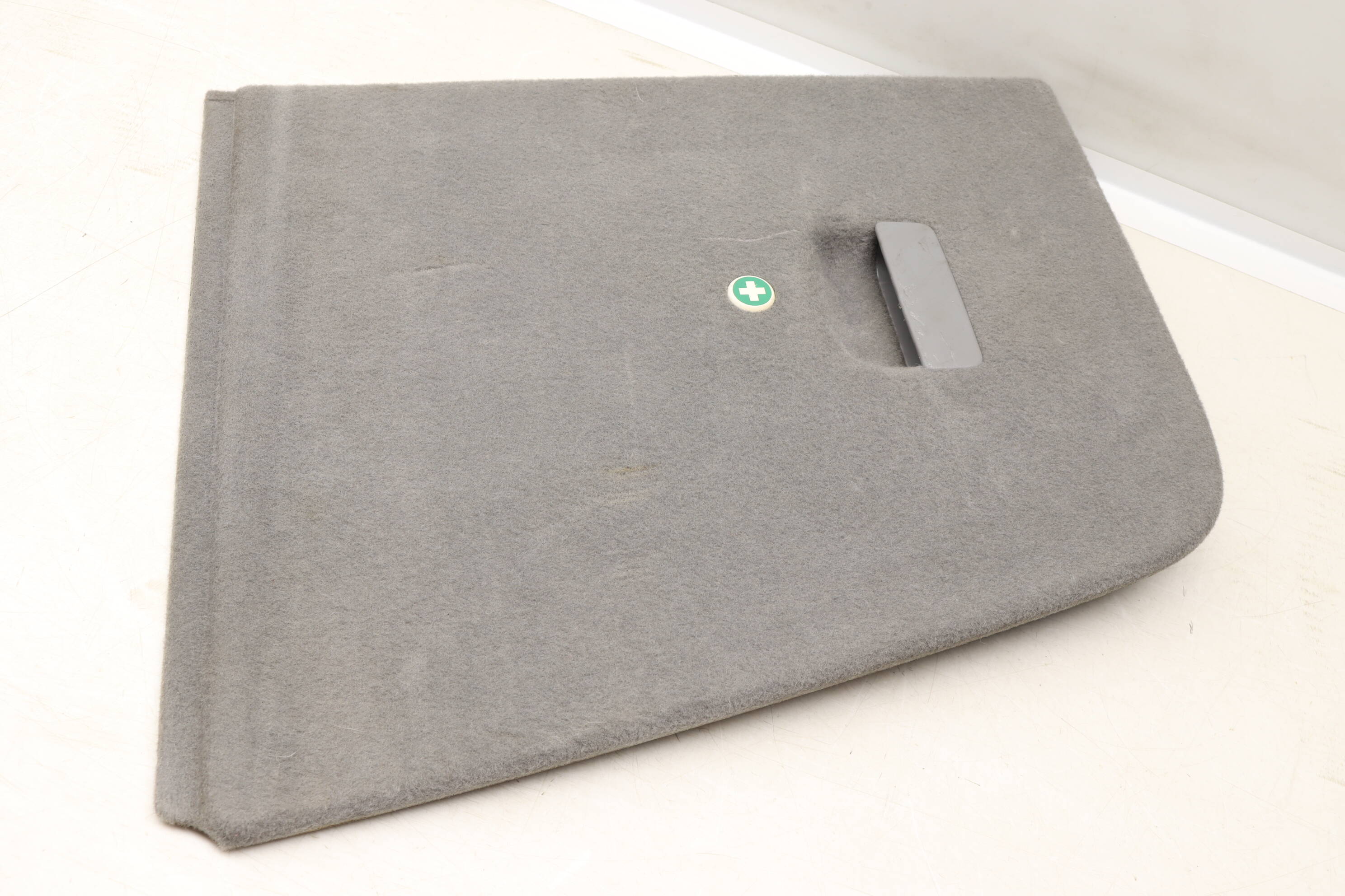 Trunk Access Panel / Boot Lining Cover 7L6867038