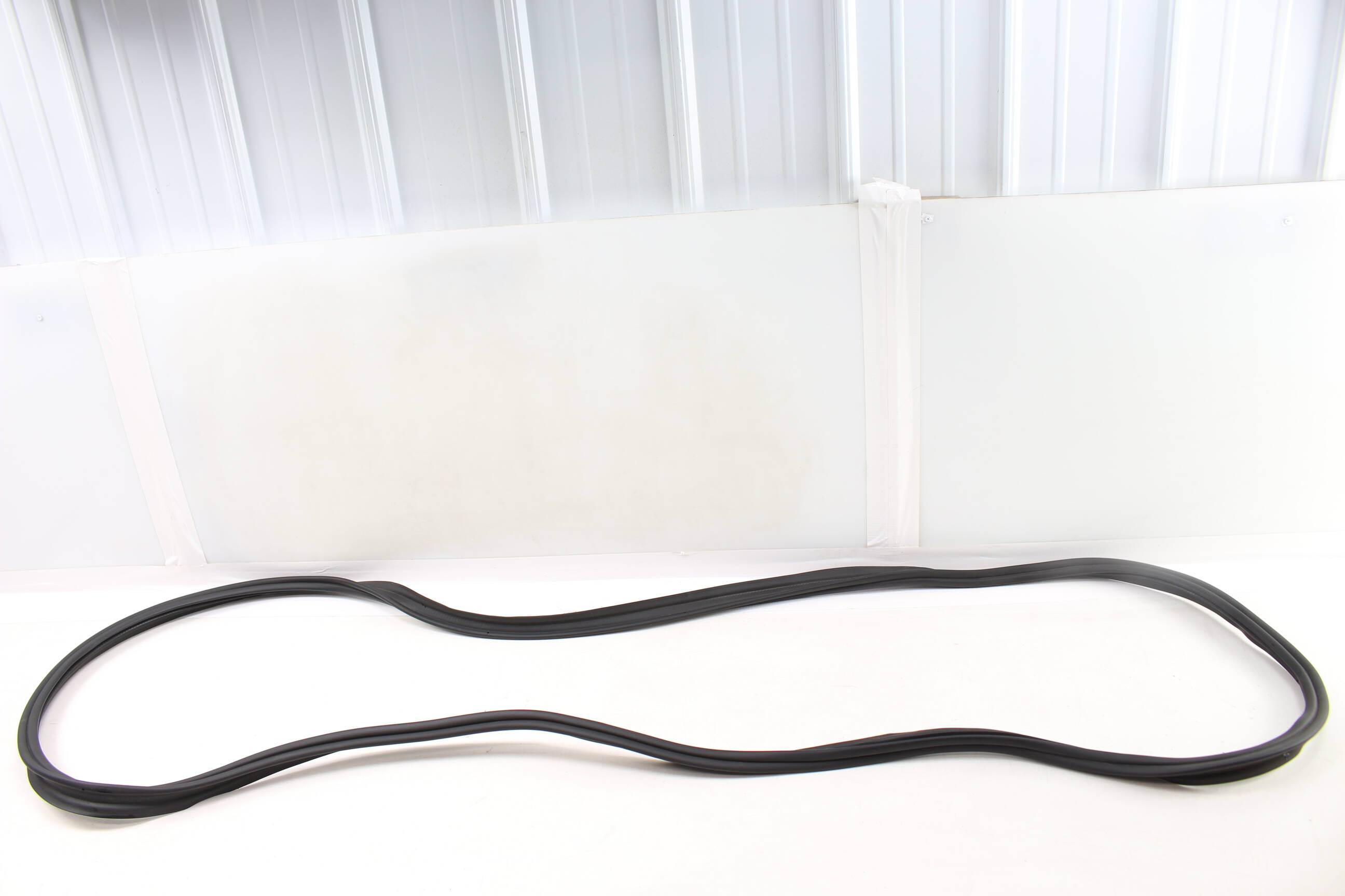 Trunk Hatch Seal / Weather Stripping 4G8827705B