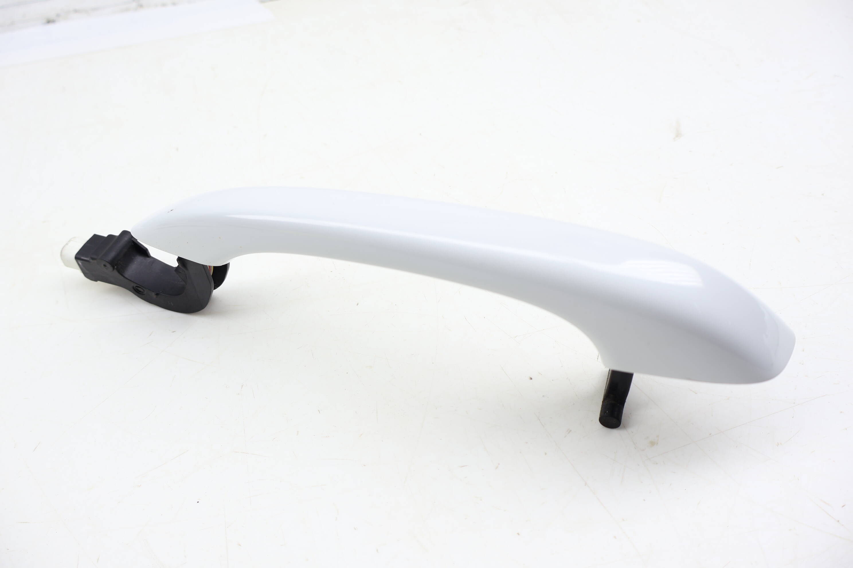 Exterior Door Handle 95B837205A