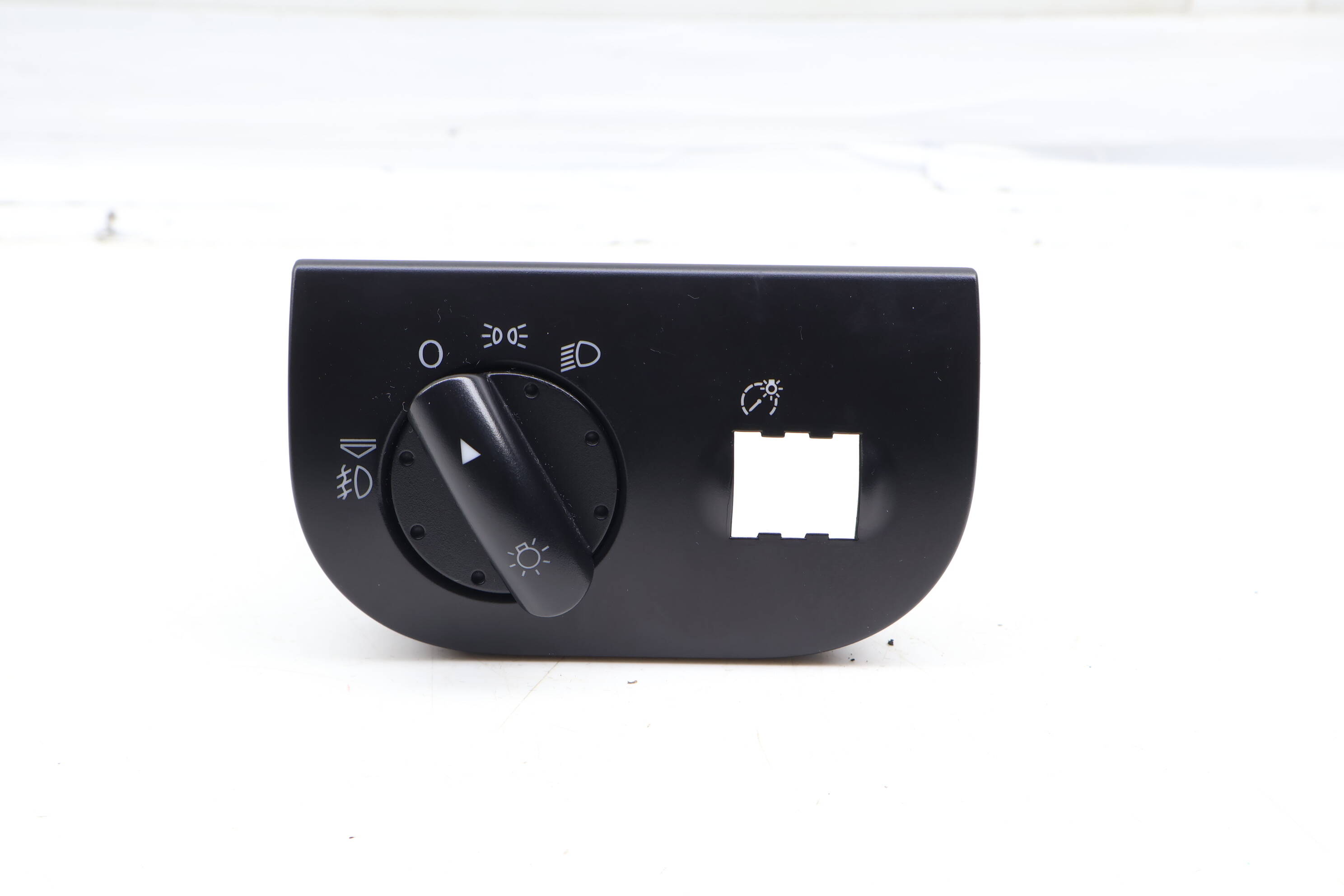 Headlight Switch Dial W/ Trim 8N1941531B