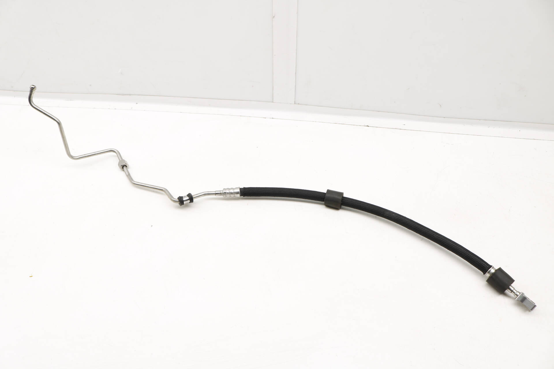 BMW Fuel Line / Pipe (Feed) 13537605016