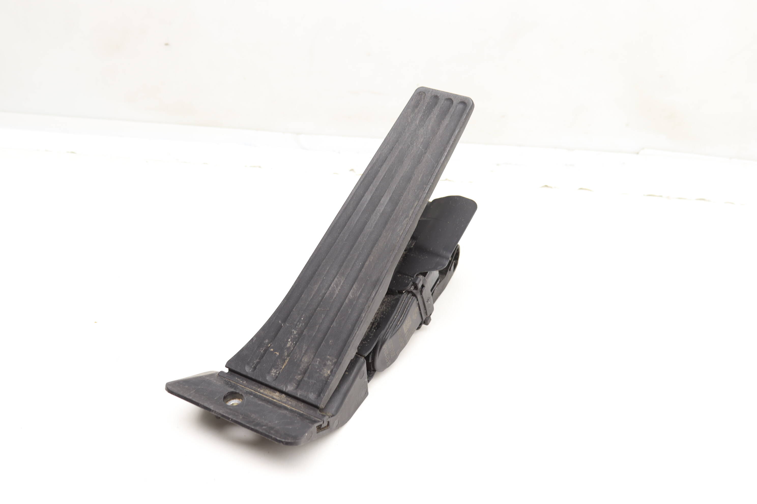 Gas Pedal / Accelerator Module 35426853175