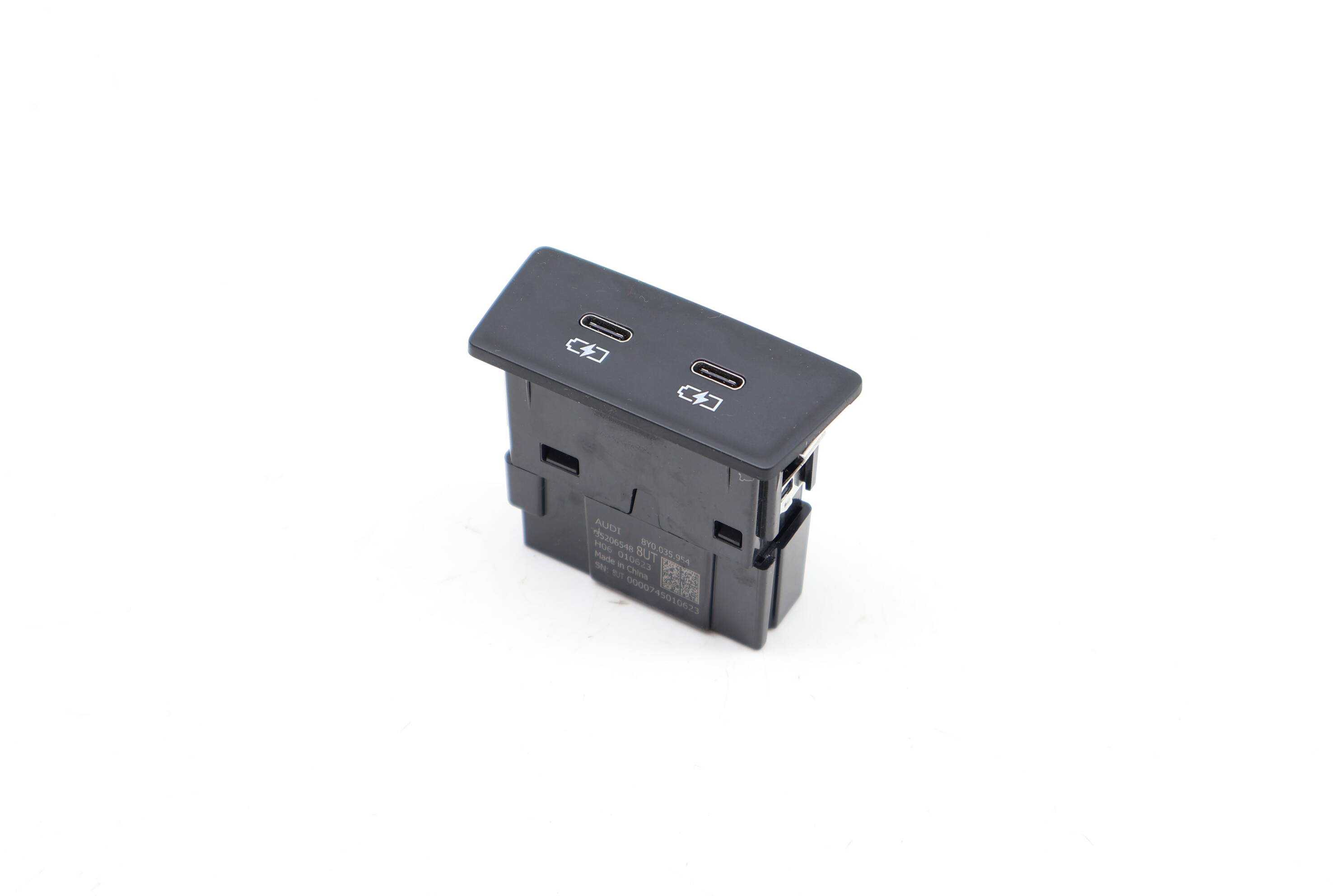 Usb-C Port / Voltage Transformer 8Y0035954