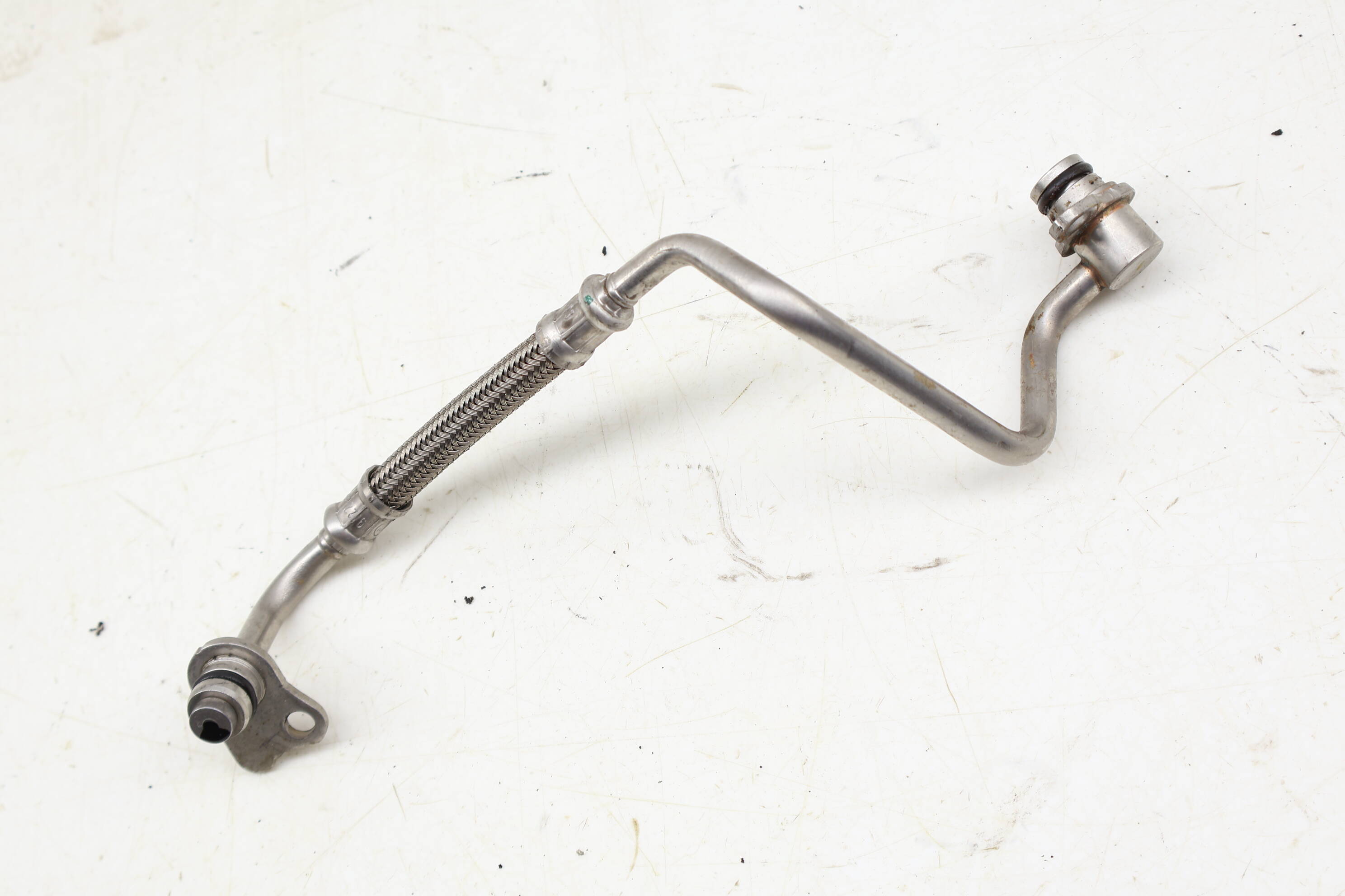 Turbo Oil Feed Line / Pipe (Inlet) 11428678840