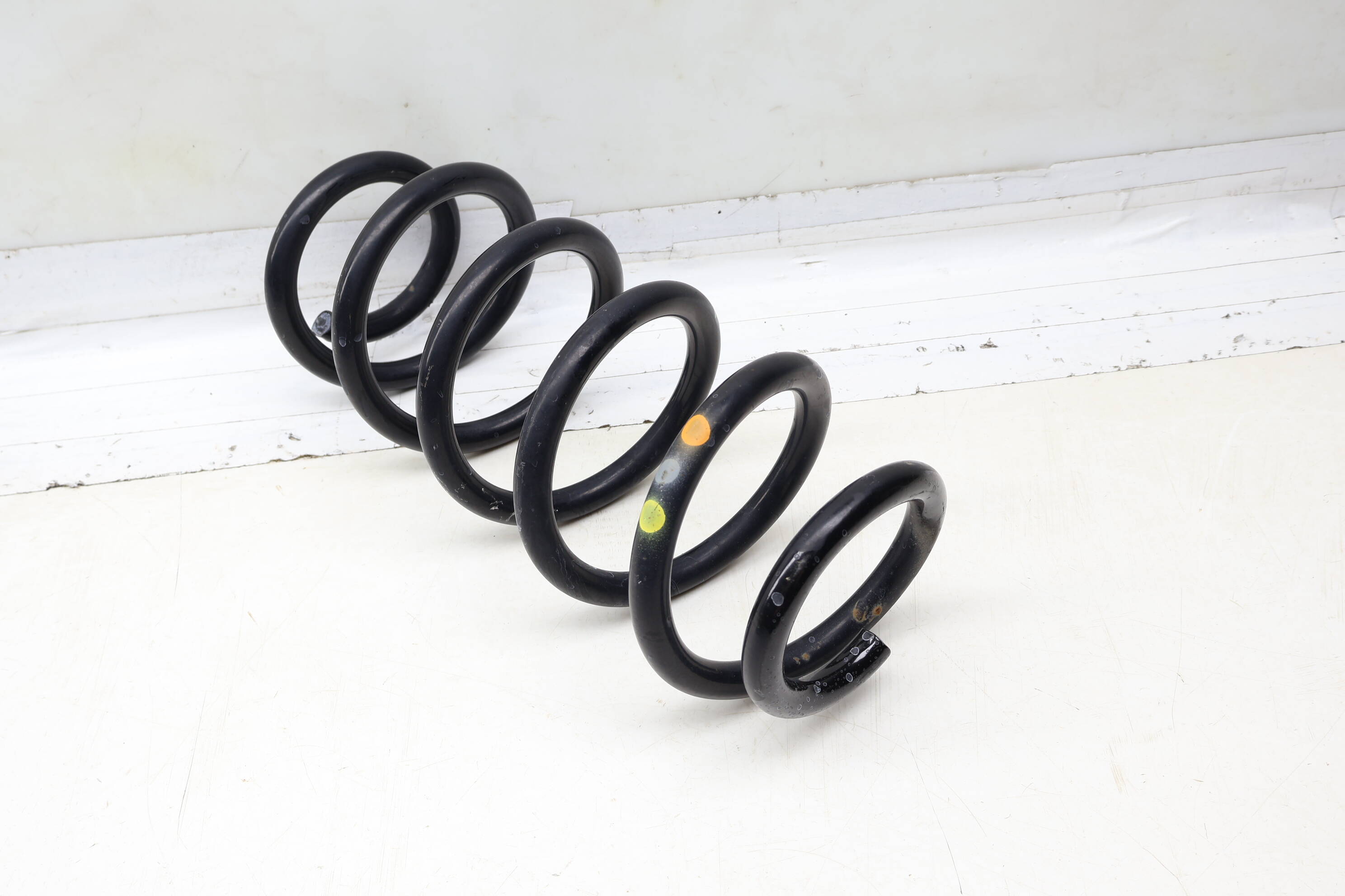 Coil Spring 8R0411105CM