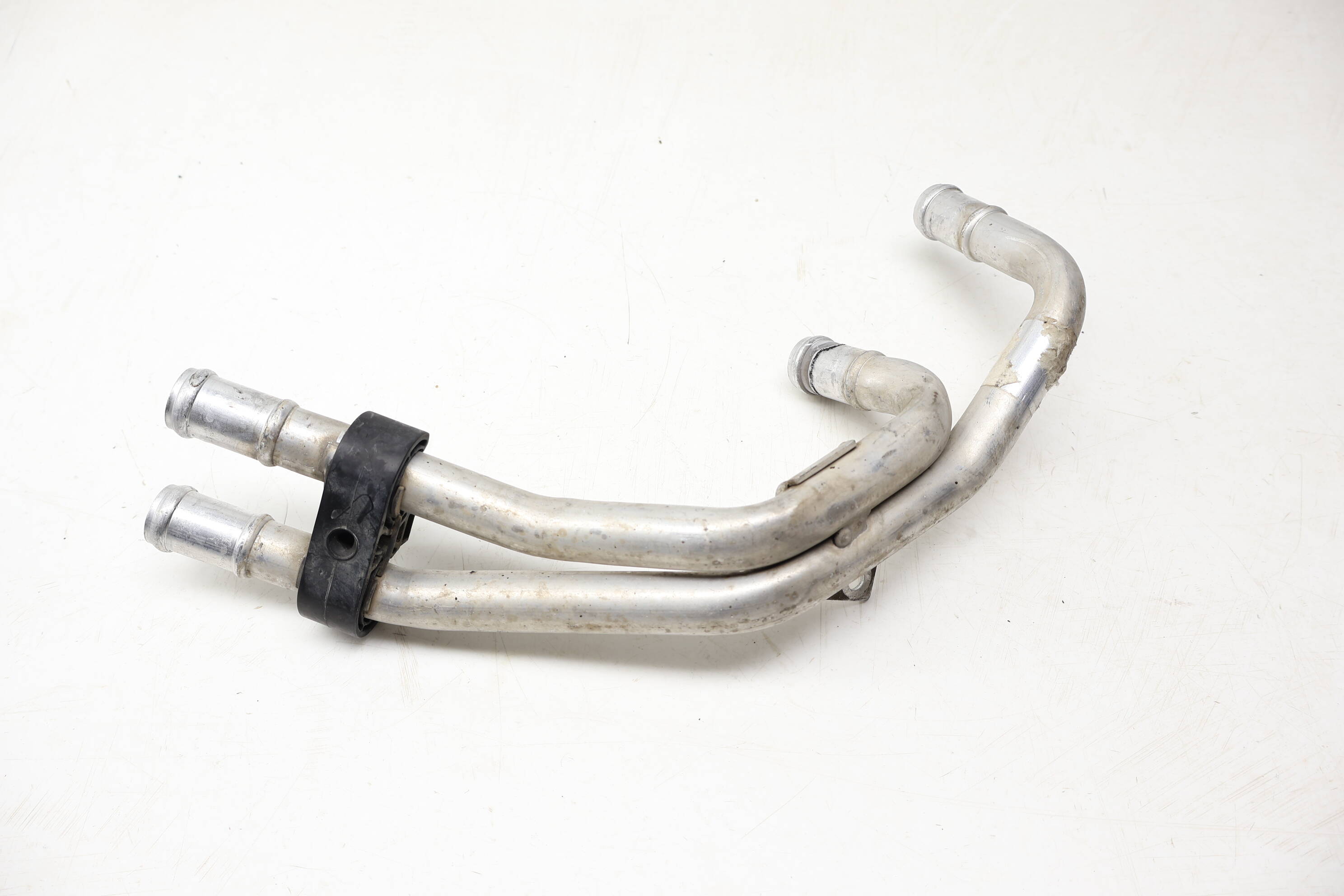 Coolant Line / Pipe Set 7L0815802A 95557269802