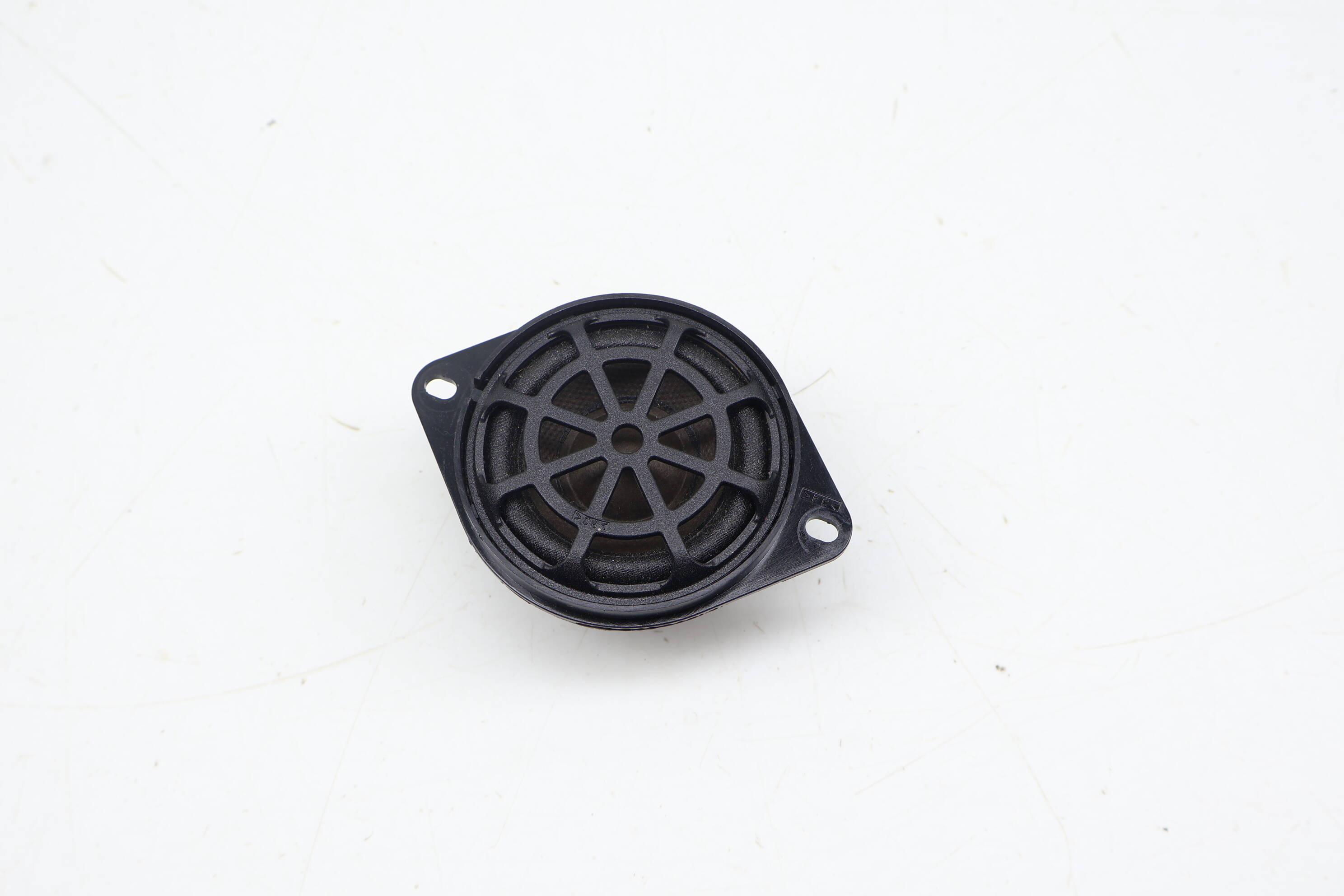 Center Dash Speaker (Bang & Olufsen) 8T0035397A