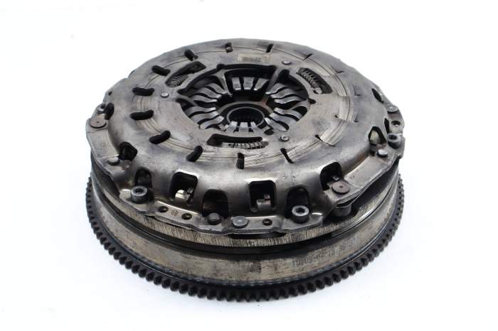 Manual Flywheel / Clutch / Pressure Plate 21207626561 main product photo
