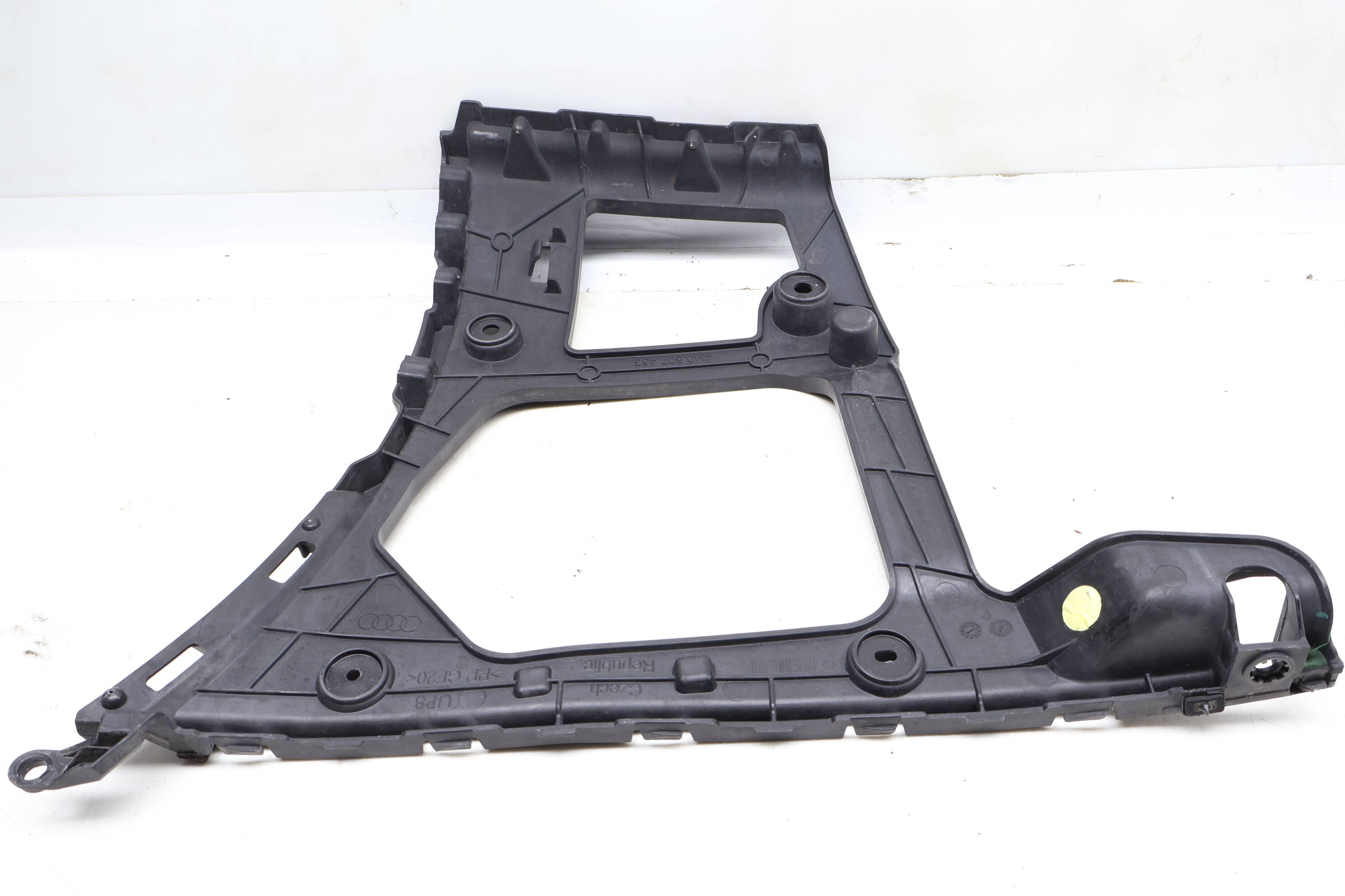Bumper Guide / Mount Bracket 4M0807453