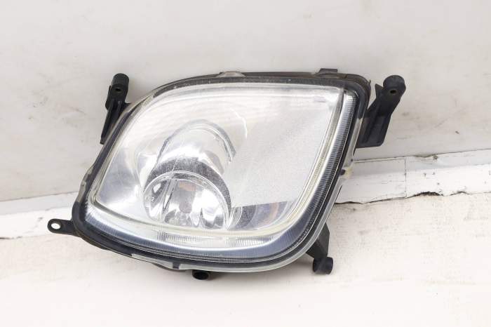 Fog Light / Lamp 7L5941700A 95563116201 main product photo