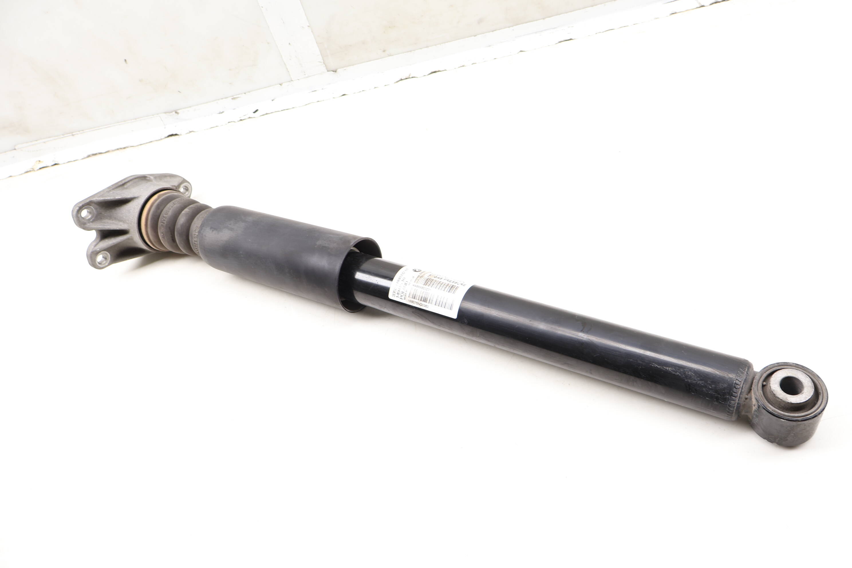 BMW Rear Strut / Shock Absorber (X2) 33506888332
