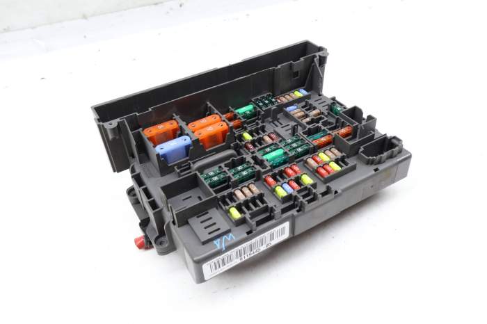 Power Distribution / Fuse Box 61149119445 main product photo