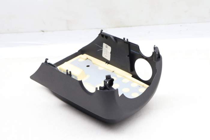 Lower Steering Column Trim / Cover 3CN858559E main product photo