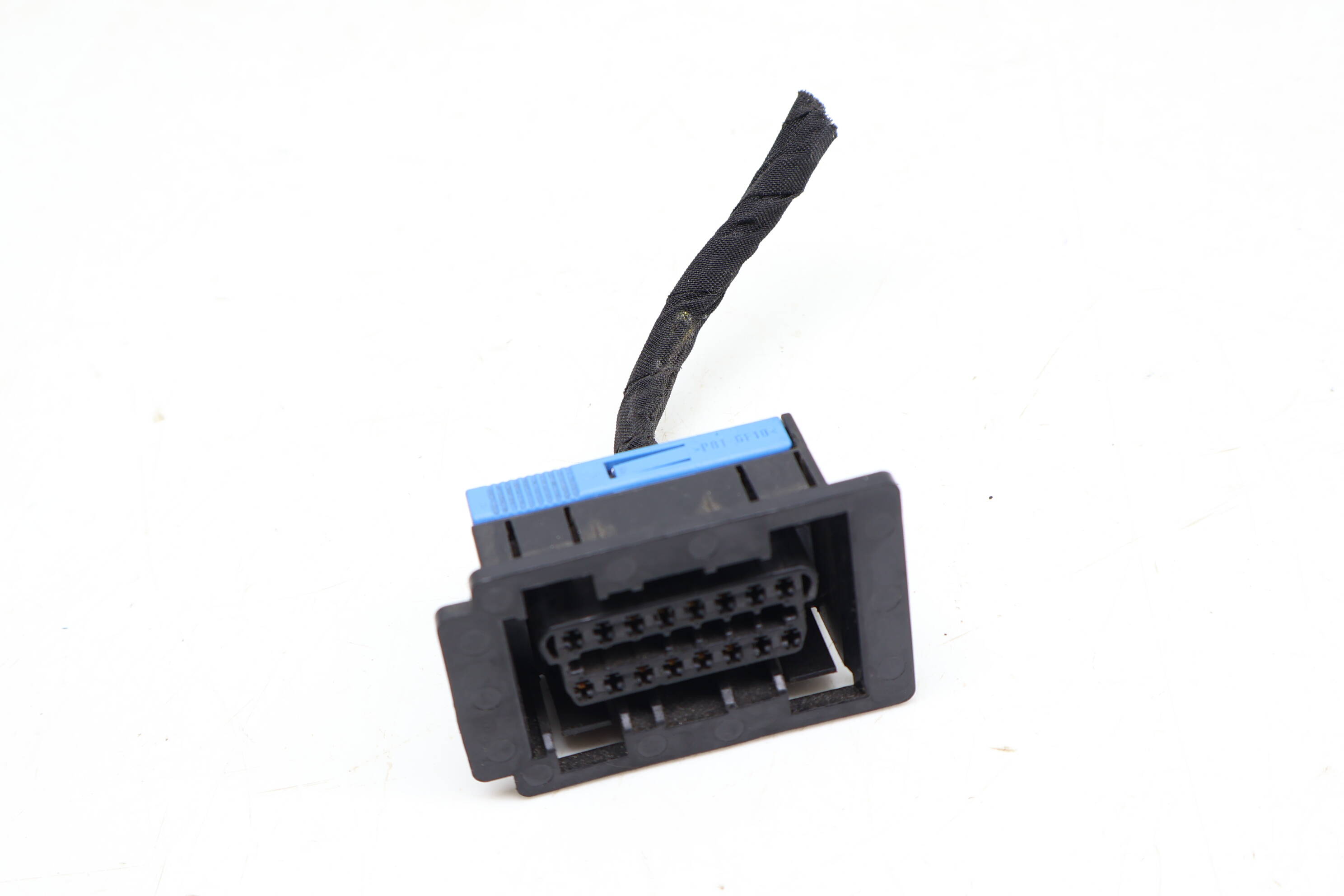 Obd Diagnostic Wiring Connector / Socket 9252670