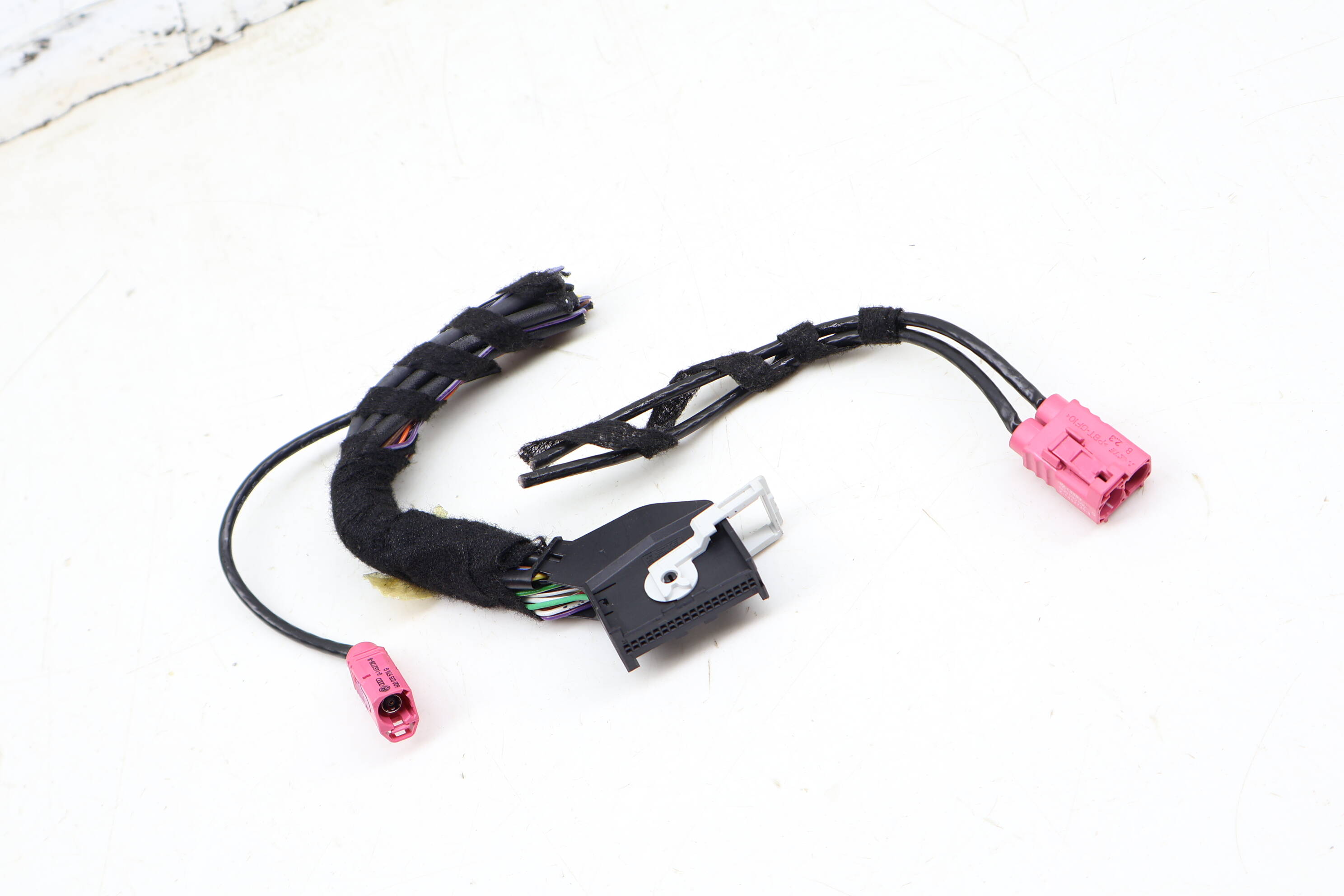 Online Services / Phone Module Wiring Connector / Pigtail Set