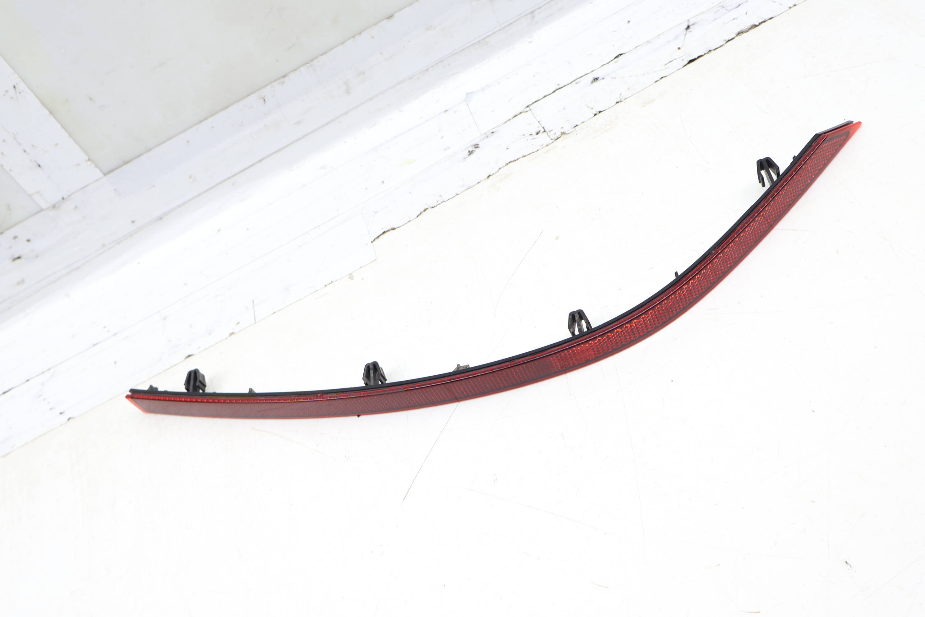 Outer Bumper Reflector 3CN945106