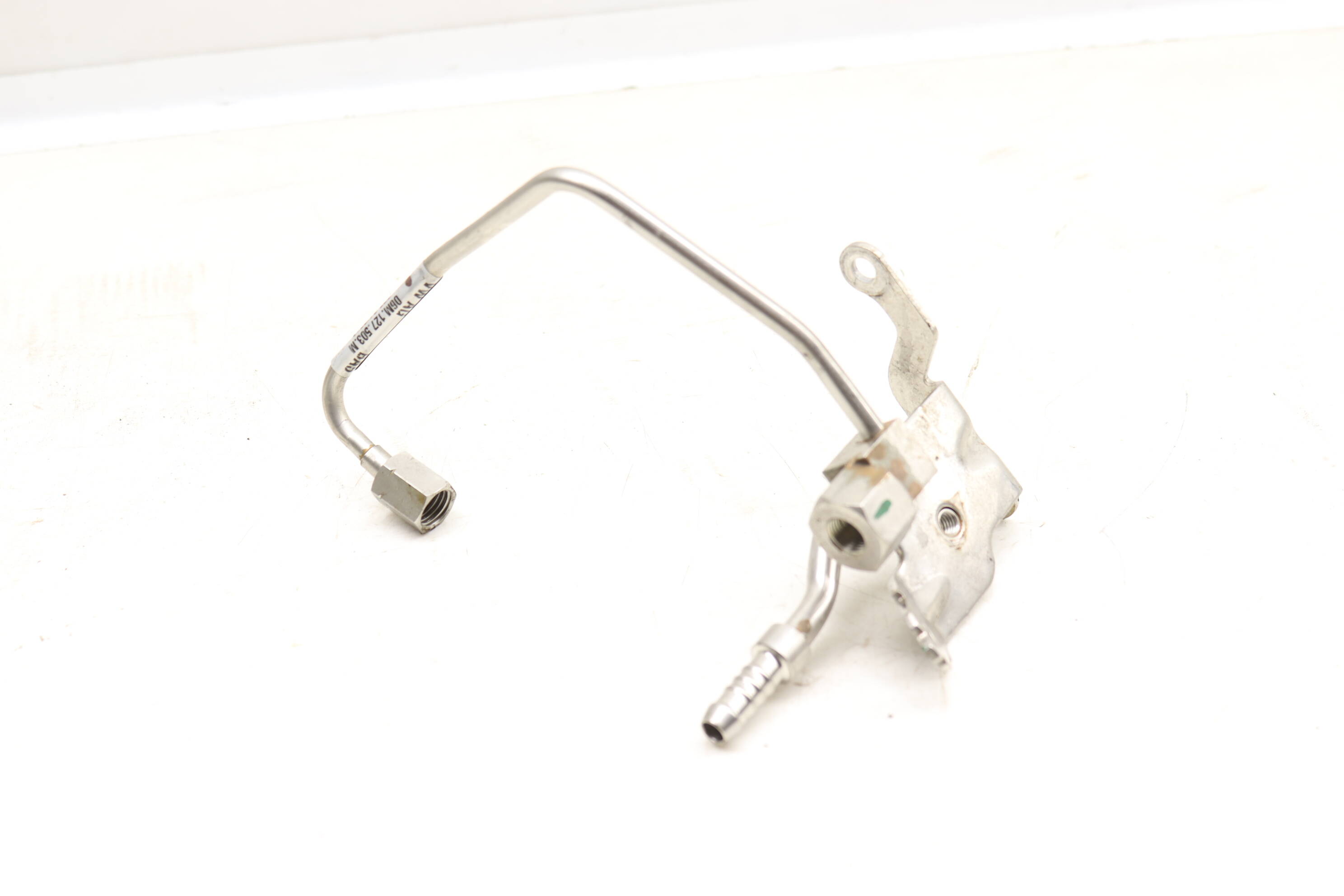 Fuel Line / Pipe 06M127503M