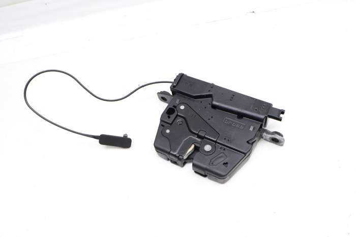 Trunk Lid Latch / Lock 51247200511 main product photo