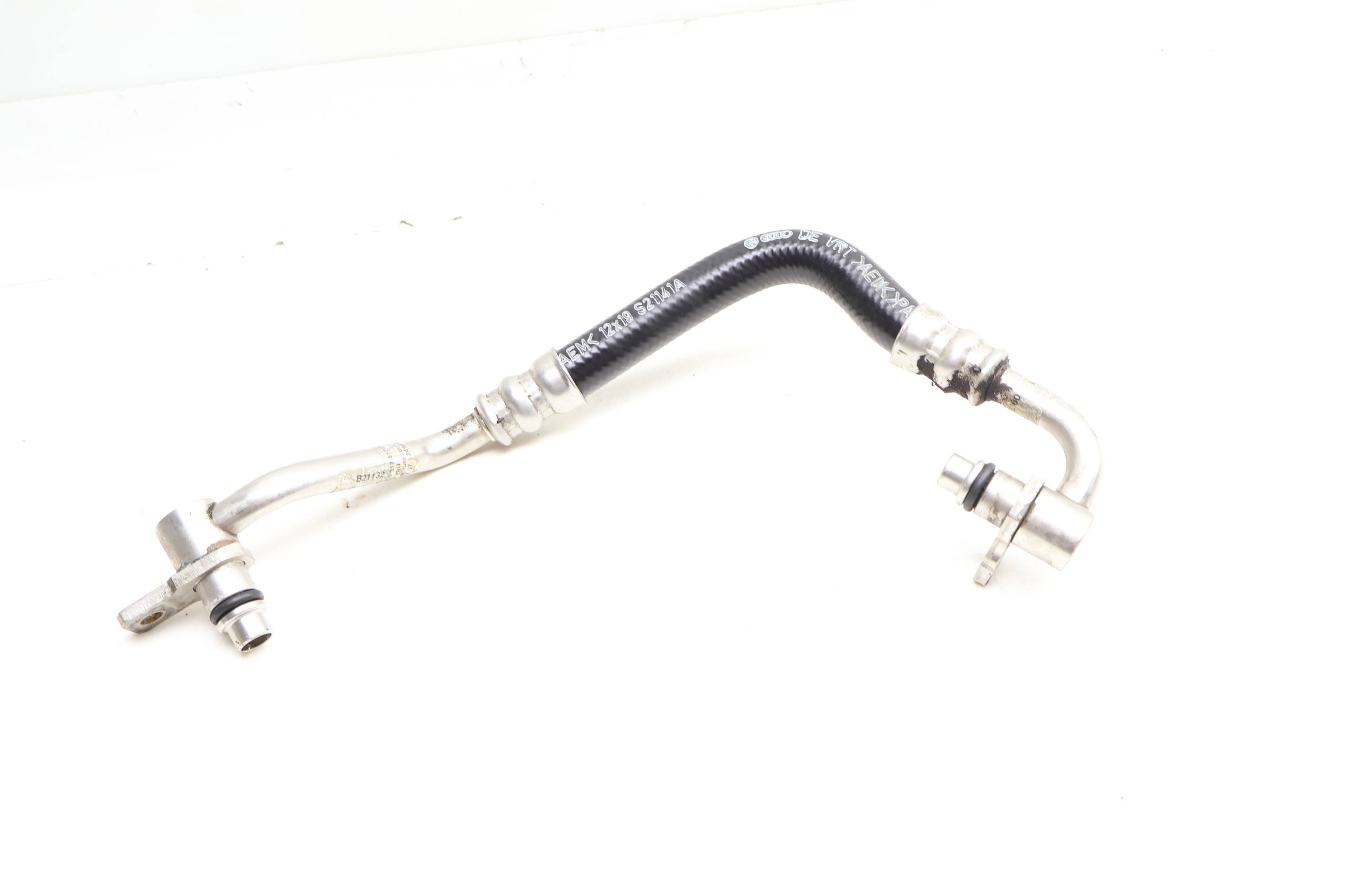 Transmission Oil Cooler Supply Line / Pipe 4G0317818S