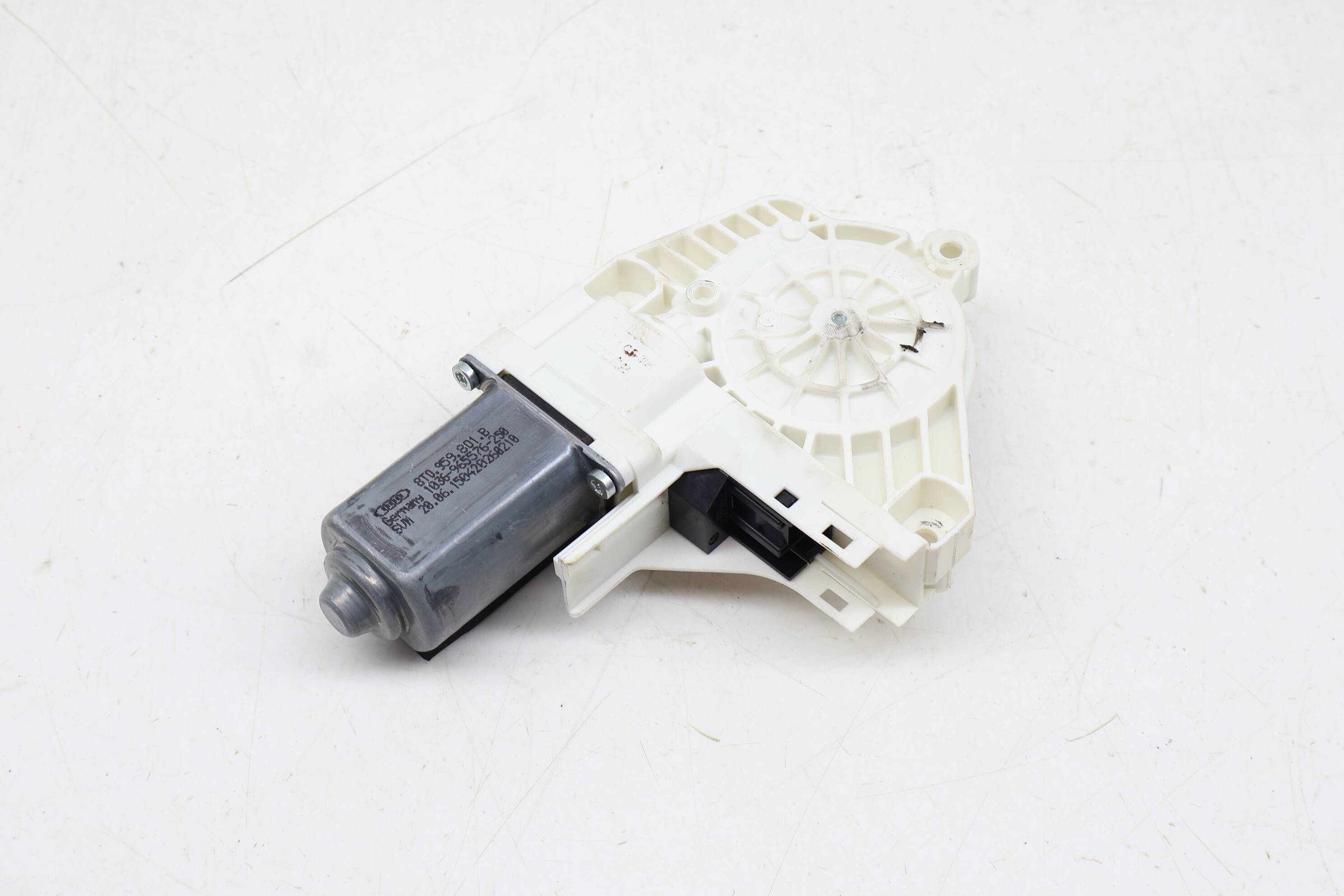 Power Window Motor 8T0959801B