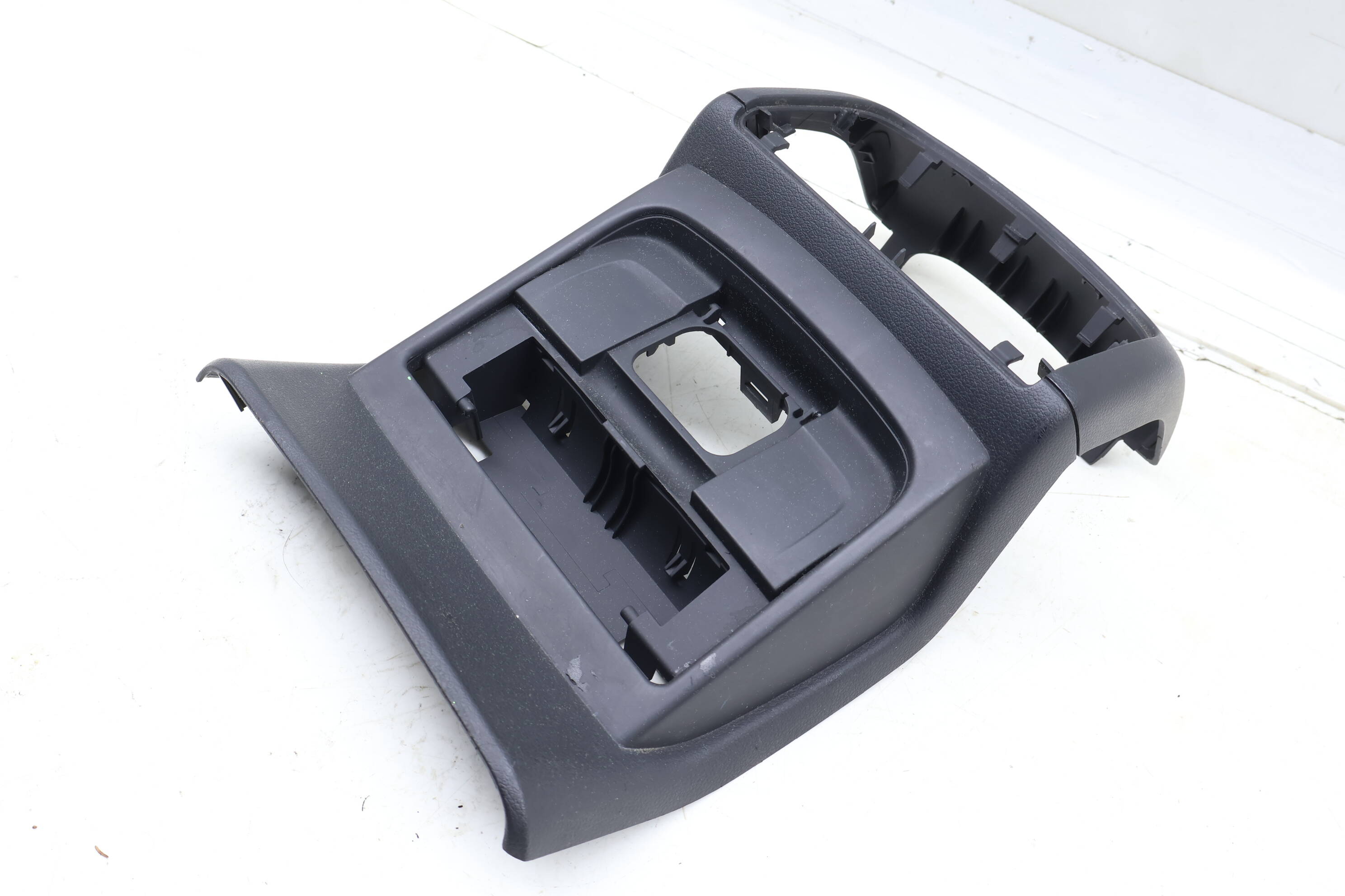 Center Console Trim Panel 8R0864376B