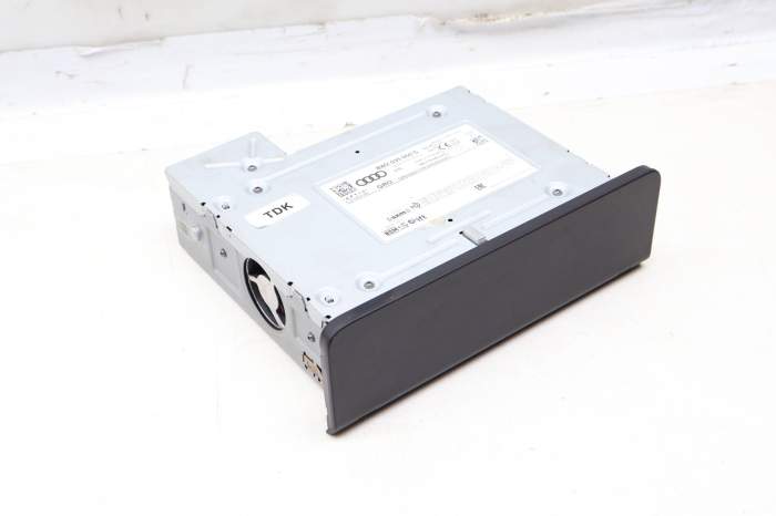 Mmi Control Module / Computer 8W2035050S main product photo