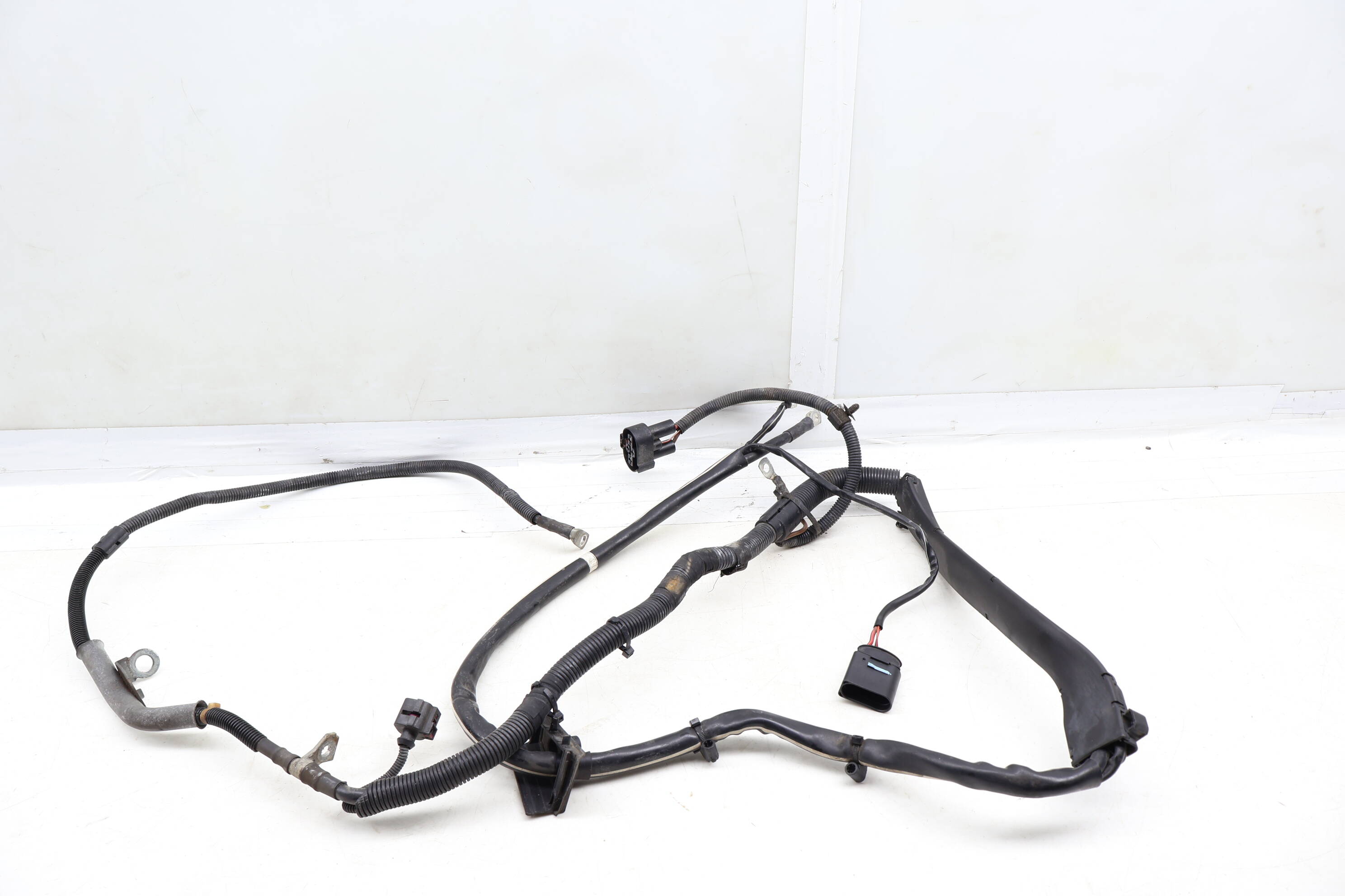 Alternator / Starter Wiring Harness 8K0971228