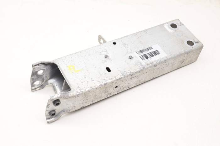 Bumper Reinforcement Bar / Bracket 51117375957 main product photo