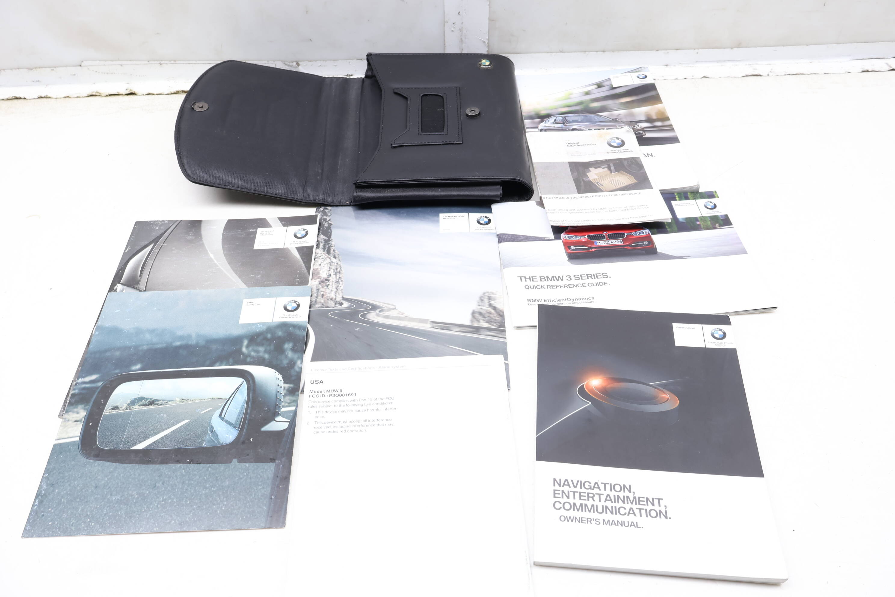 2014 Owners Manual (F30) 01402911066