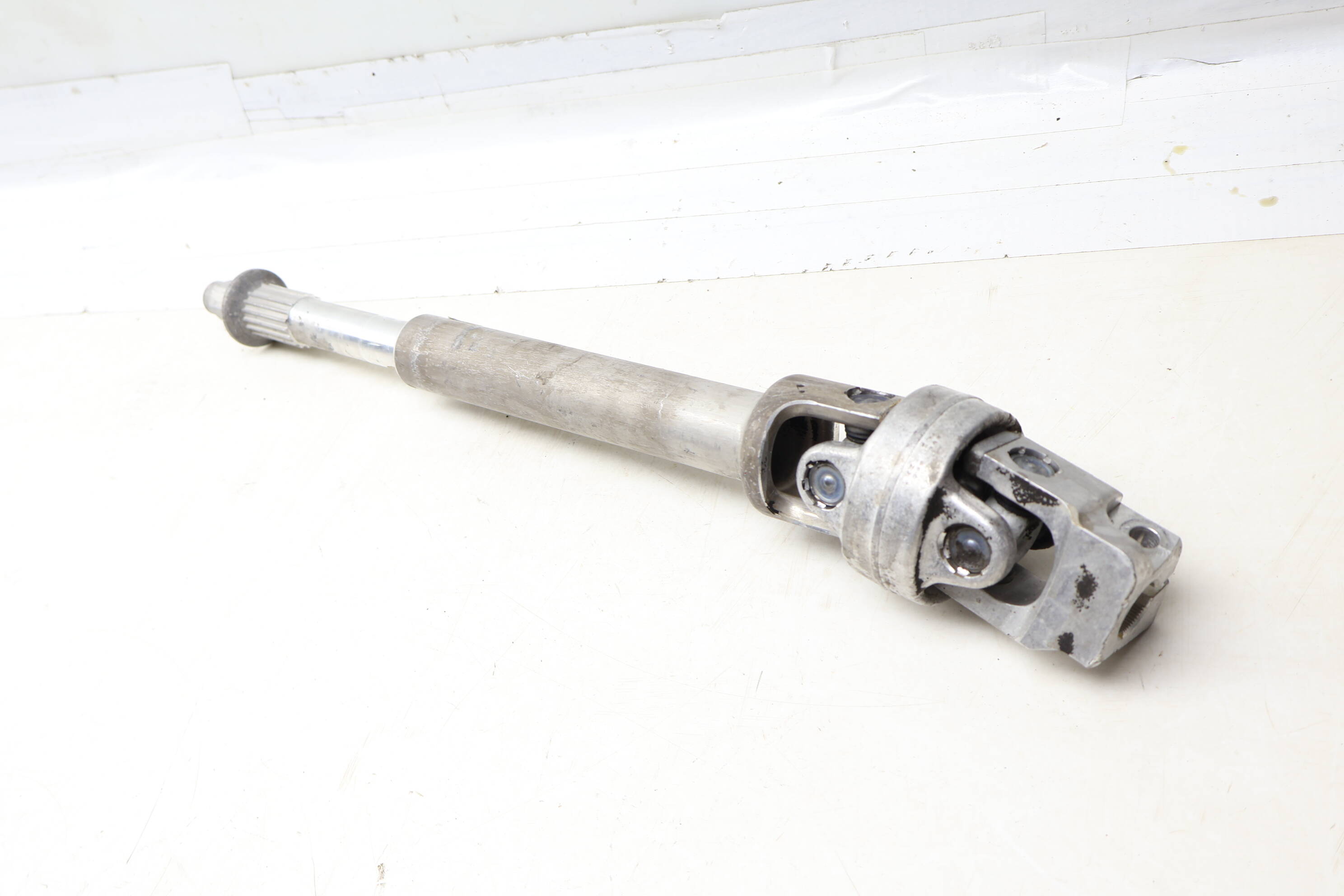 Lower Steering Shaft Joint 32306859833
