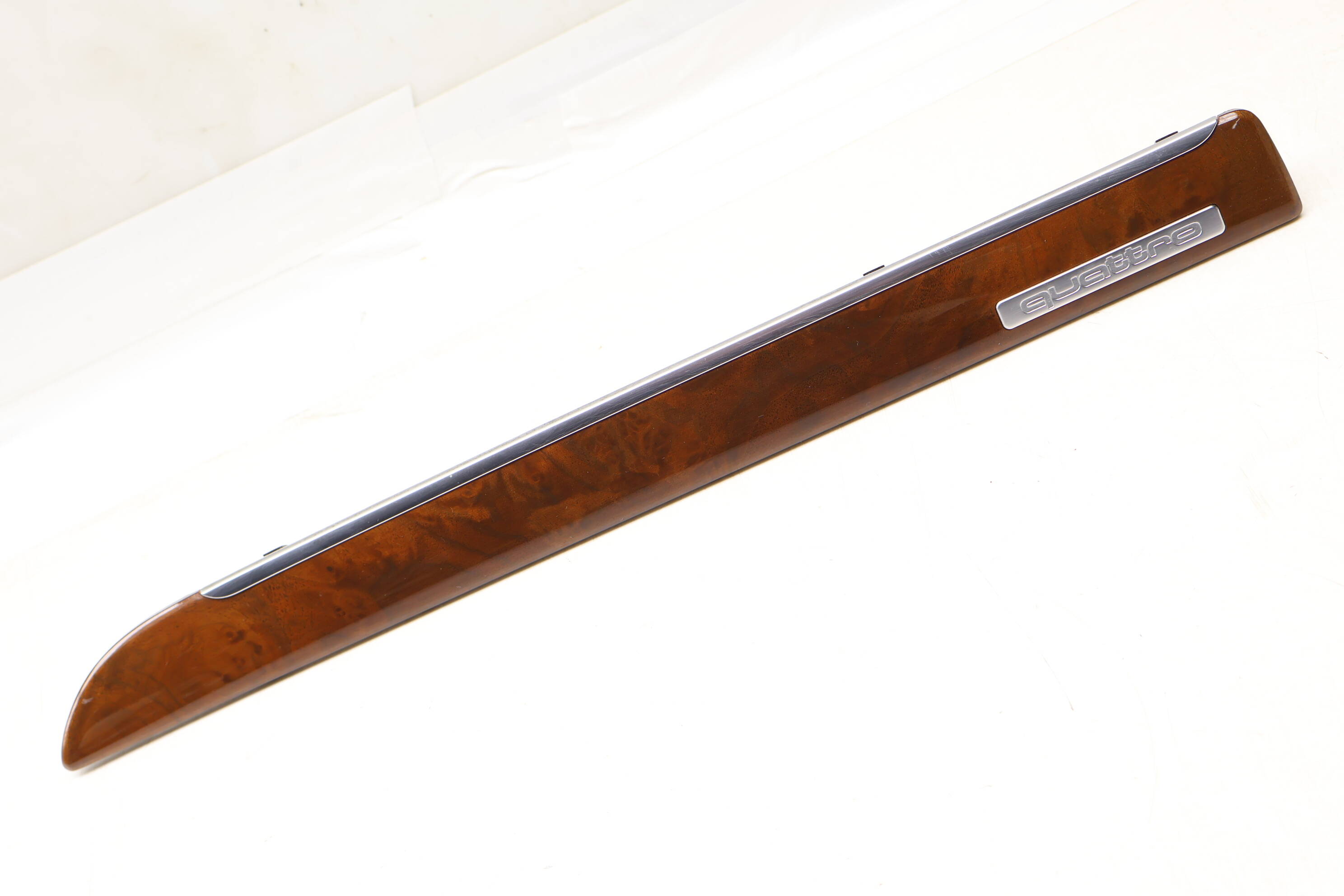 Dashboard / Dash Panel Trim 4L1853190F