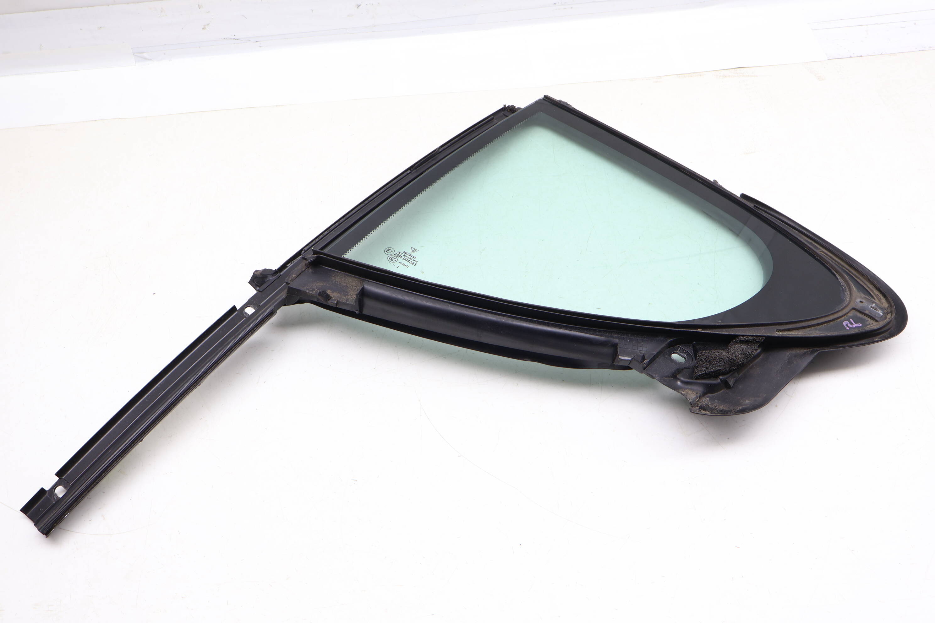 Quarter Window Glass 97054431108