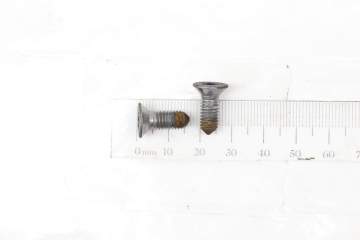 VW Lockable / Locking Wheel Lug Nut / Bolt Set W/ Key WHT001814B