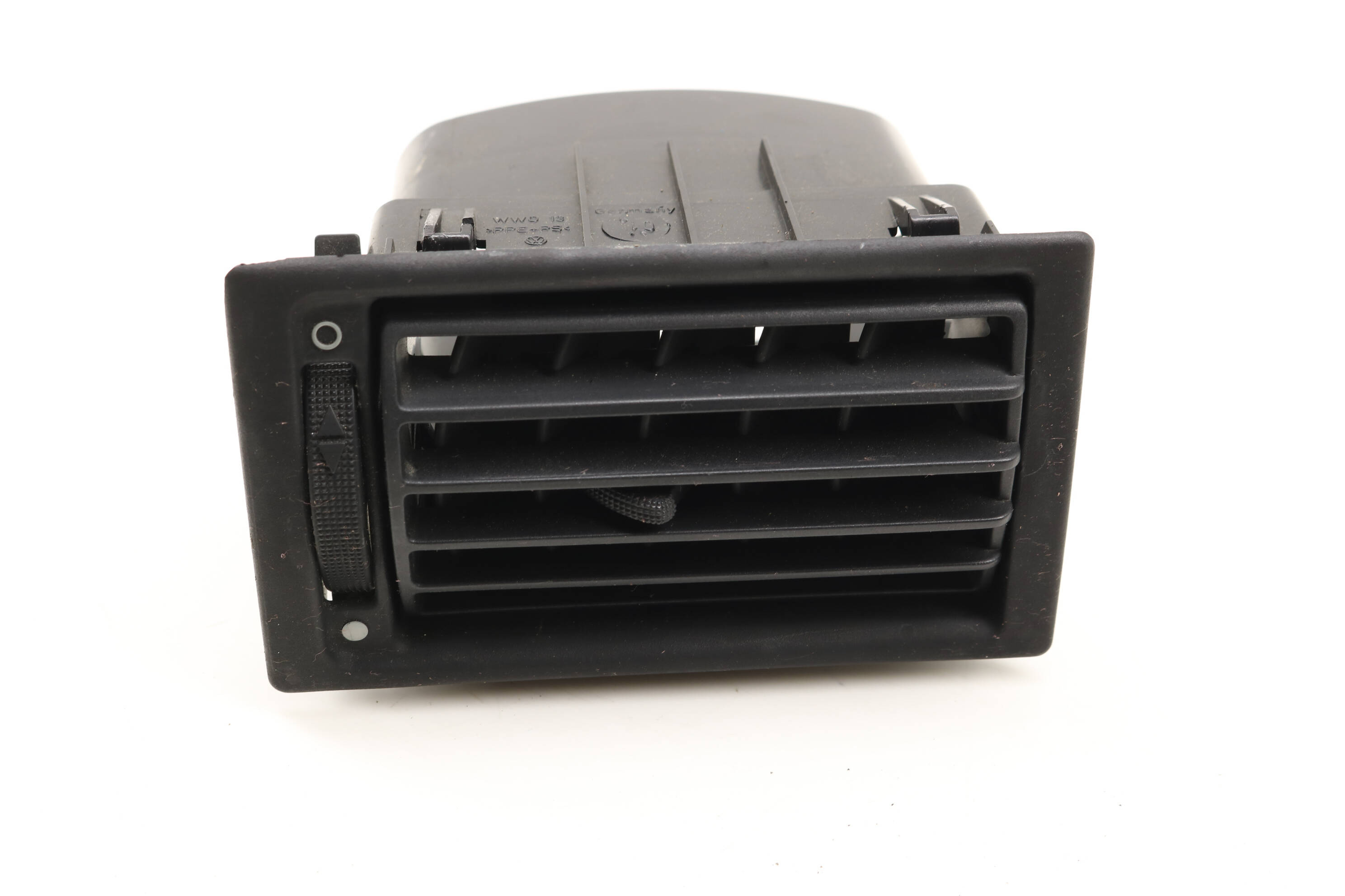 Dash Air Vent 7D1819703