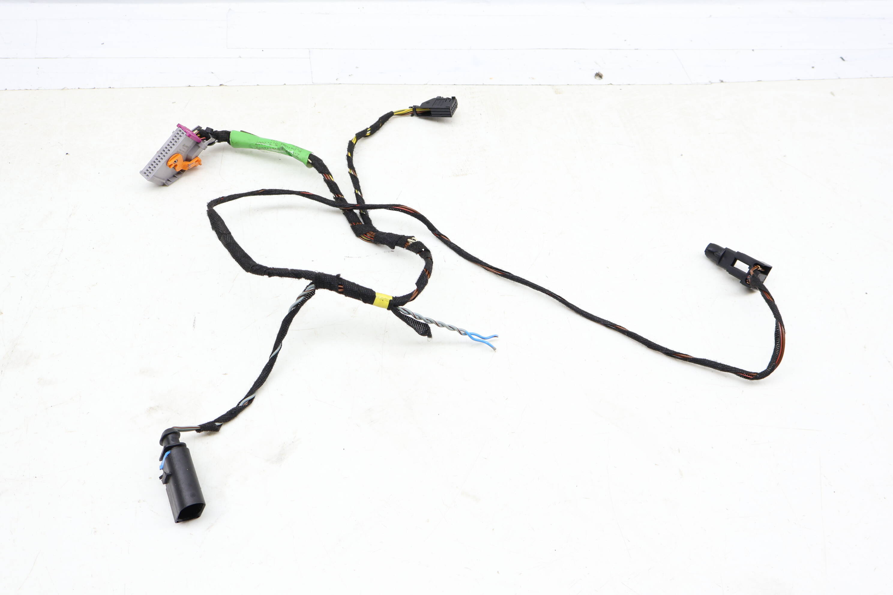 Door Panel Wiring Harness 99761261157