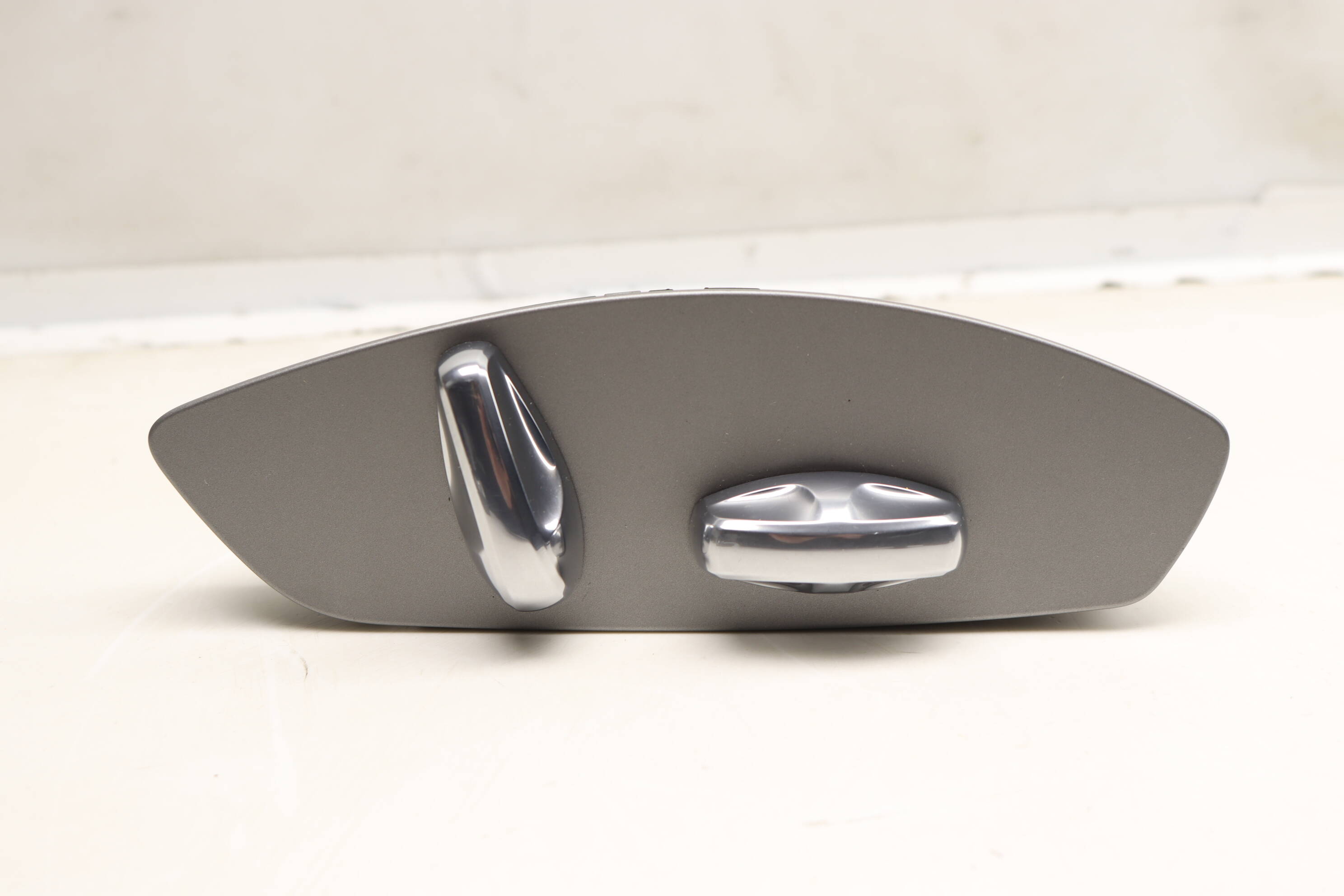 Seat Adjustment Switch 7PP959748M