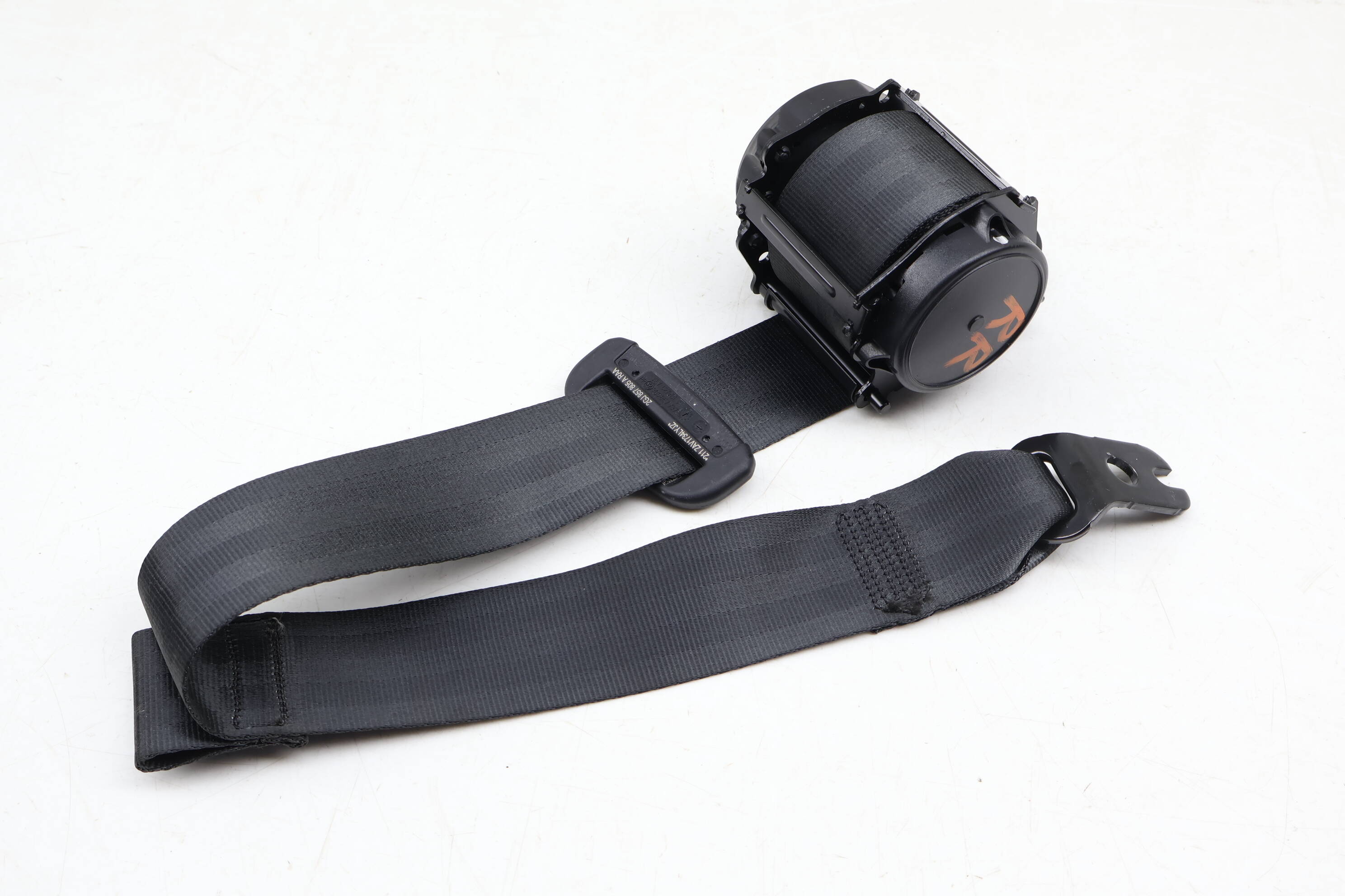 Seat&#x20;Belt&#x20;Retractor&#x20;2GJ857805A