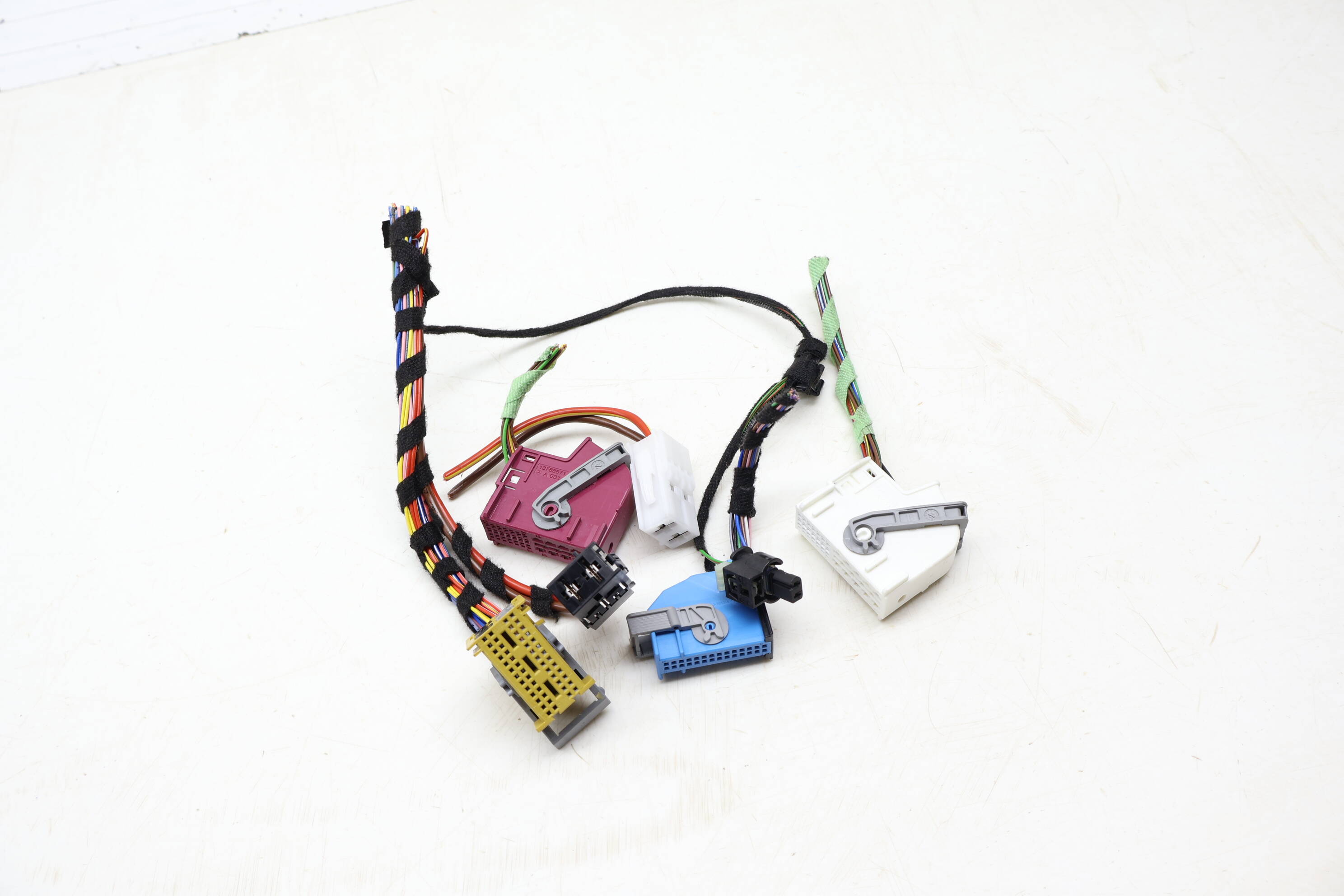 Keyless Entry / Start Authorization Module (Sam) Wiring Connector Set