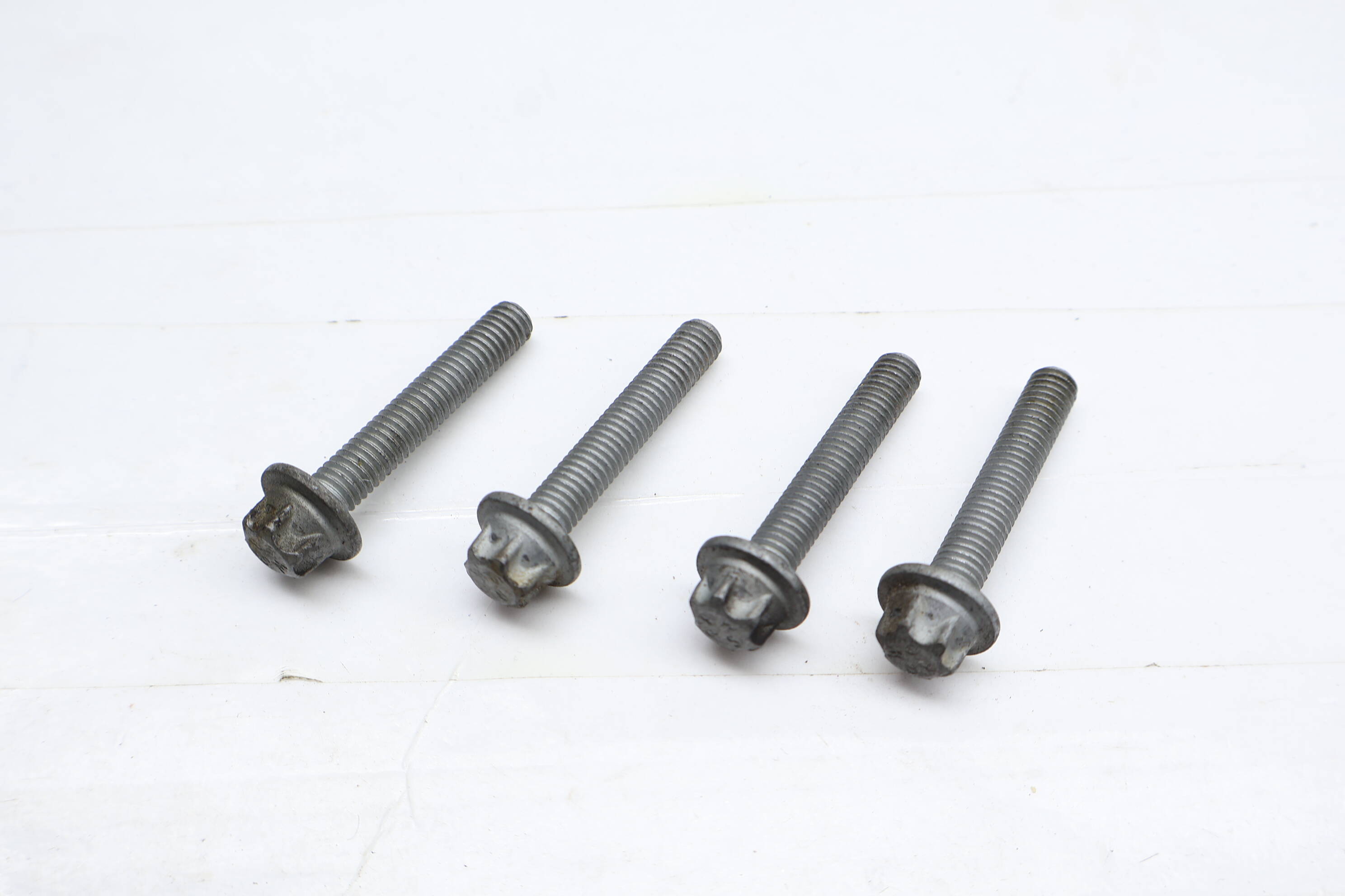 Throttle Body Screw / Bolt Set (4) N910143006005