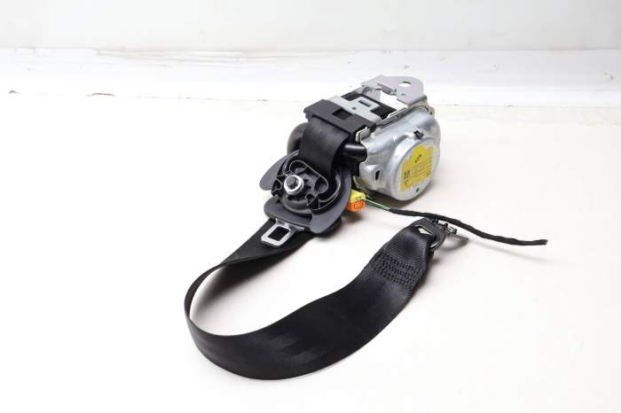 Seat Belt Buckle / Receiver (2Nd Row) 4M0857805A main product photo